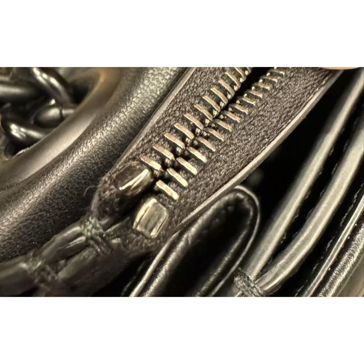 Balenciaga Balenciaga Quilted Black Leather Shoulder Bag With Chain Str Size ONE SIZE - 10 Thumbnail