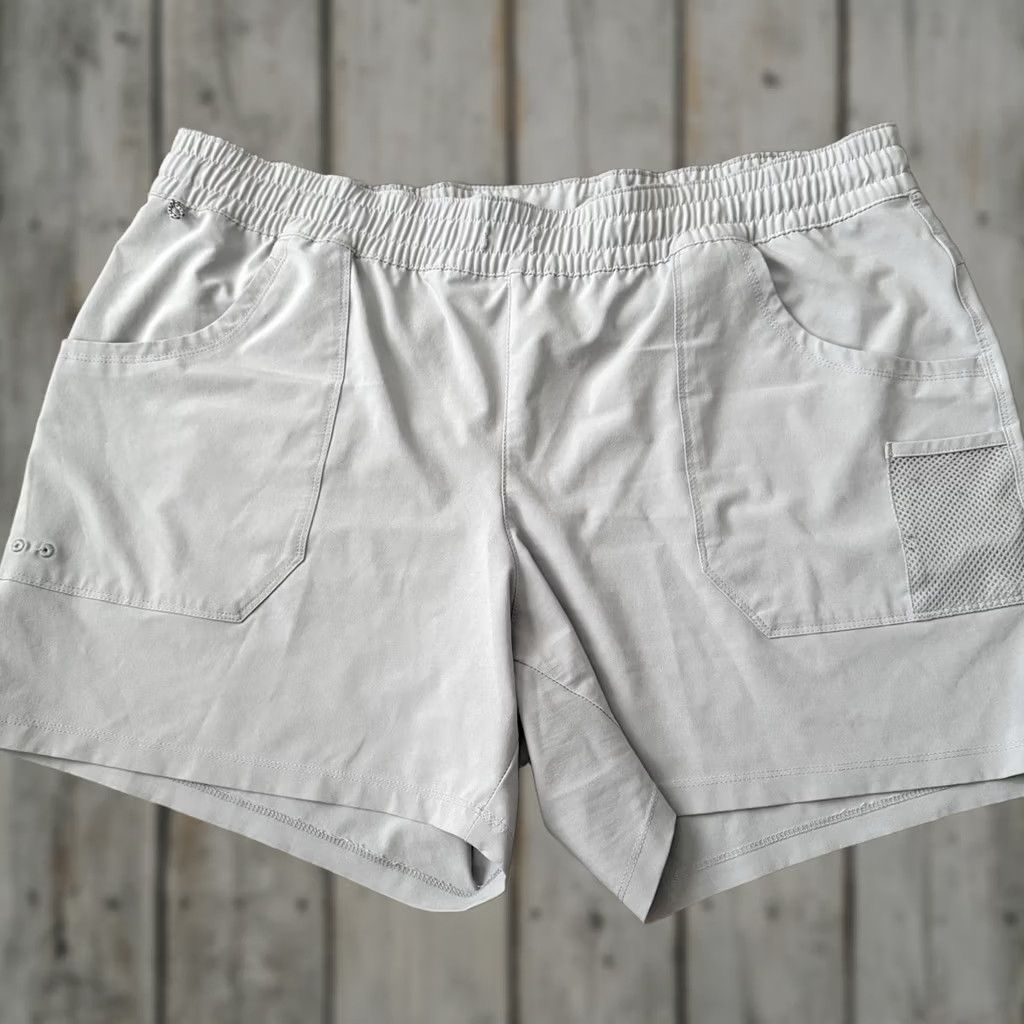 Vintage VINTAGE Columbia PFG Pull-On Shorts Womens XL Gray Stretch Elastic Performance XL0377 Size 40" / US 18 - 1 Thumbnail