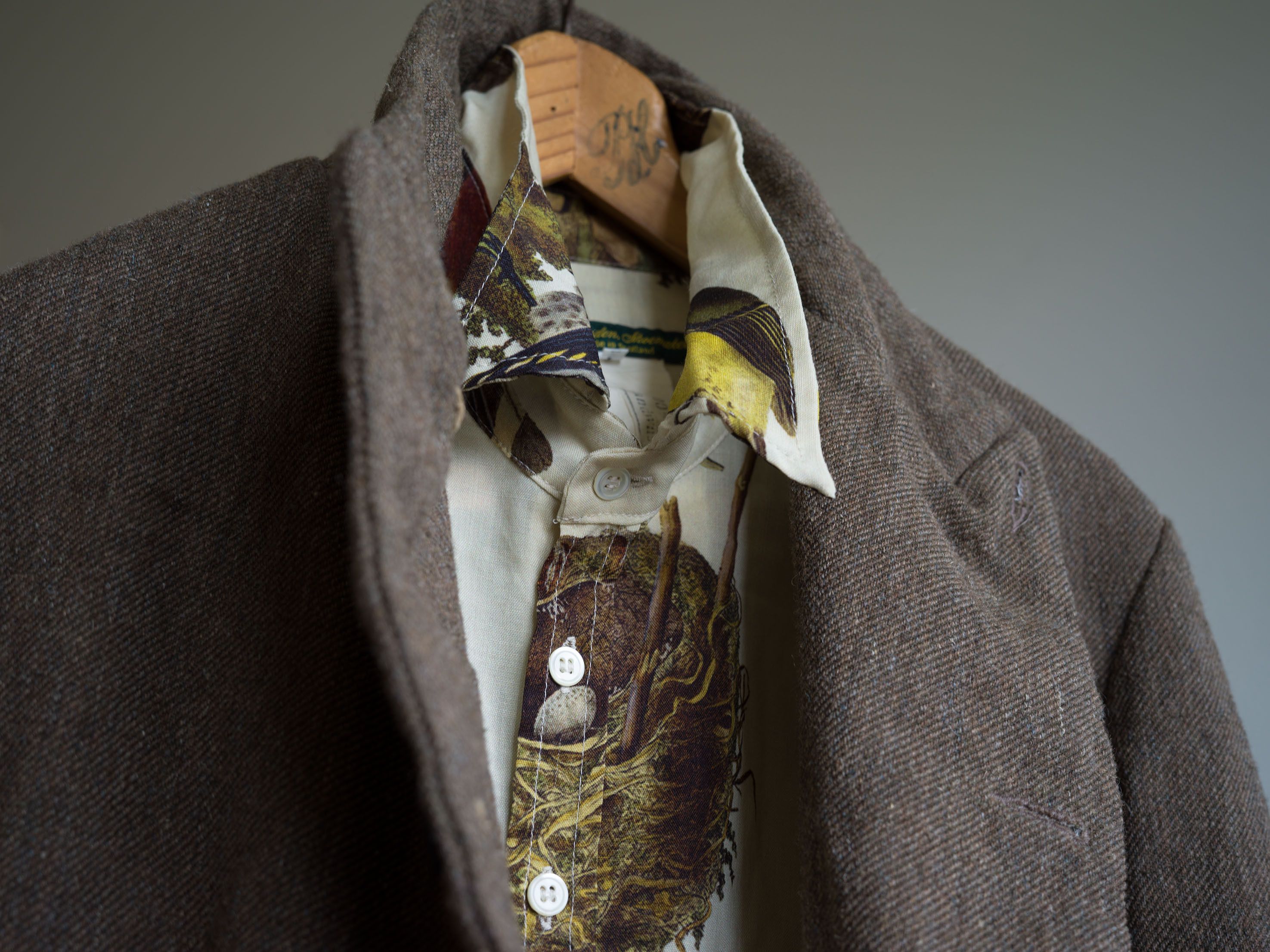 Paul Harnden Shoemakers AW2021 MEN'S SHIRT WOOL BIRDS PRINT Size US L / EU 52-54 / 3 - 9 Thumbnail