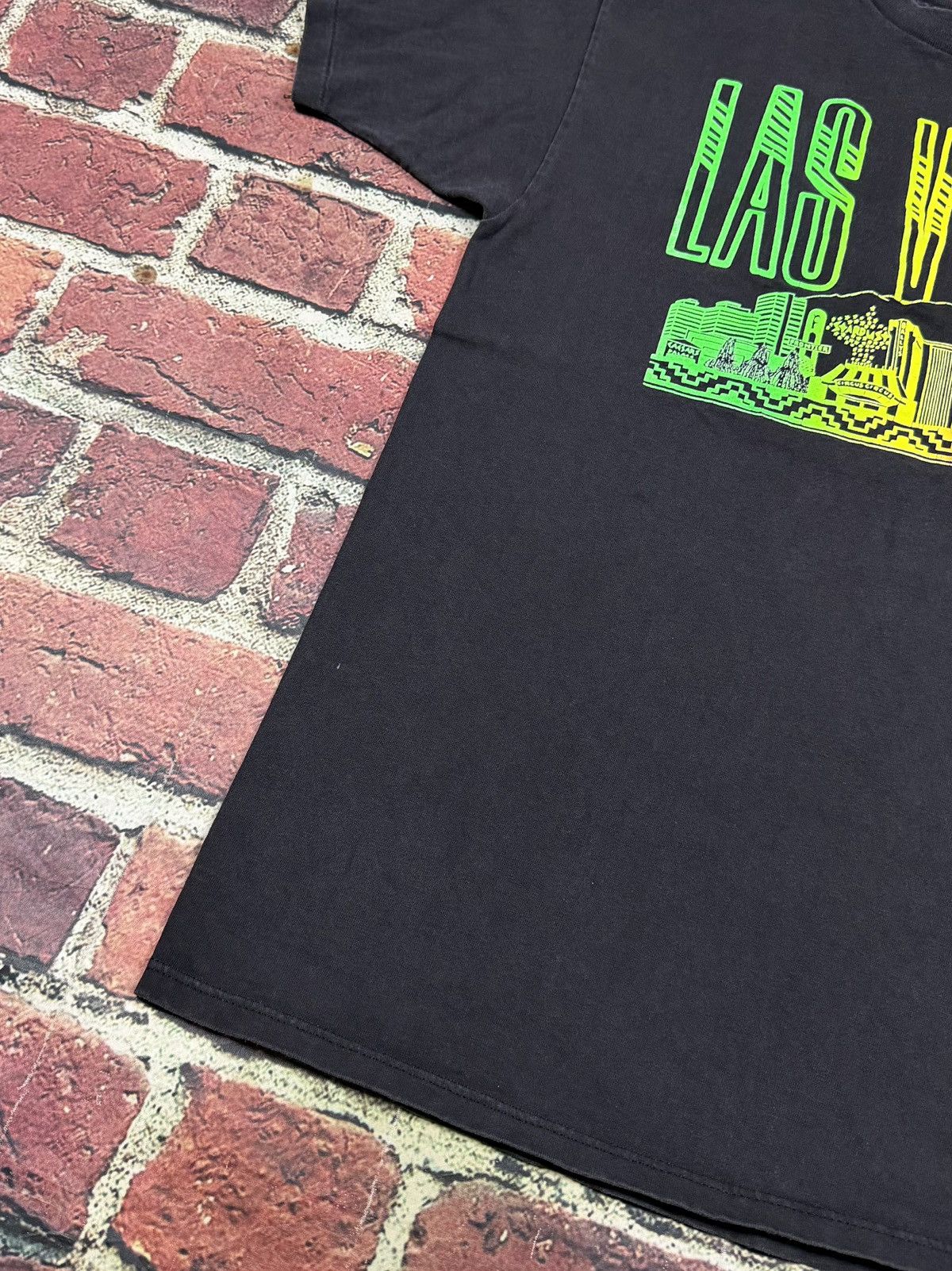 Other Vintage 90s Las Vegas Strip Casinos Neon Tee Single Stitch Size US L / EU 52-54 / 3 - 10 Thumbnail