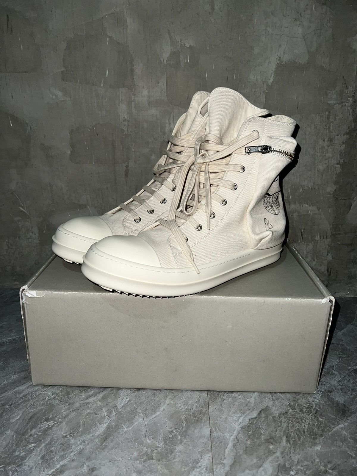 Rick Owens Rick Owens DRKSHDW Cargo Pocket “Face” Ramones High Size US 8 / EU 41 - 2 Thumbnail