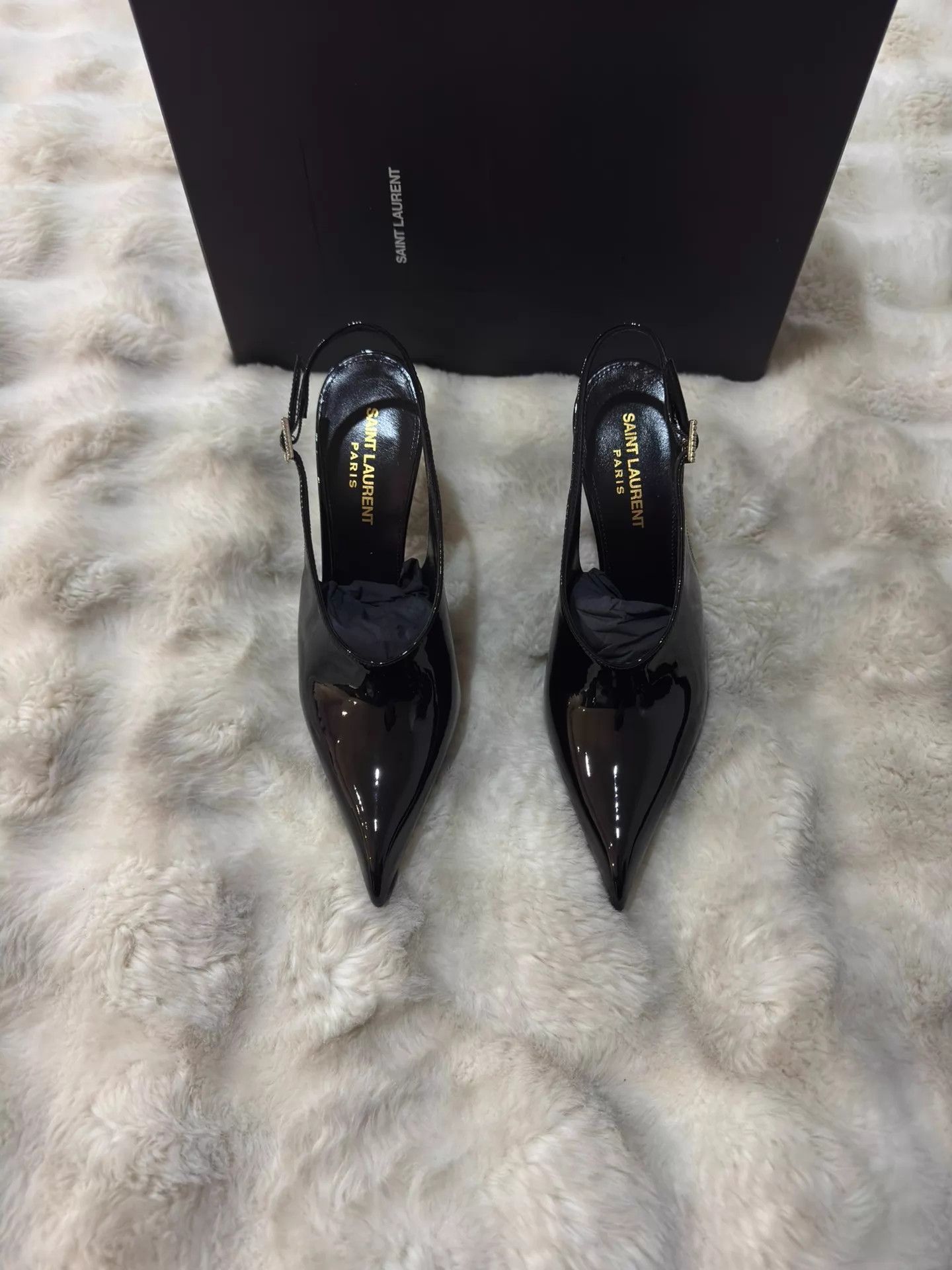 Saint Laurent Paris Saint Laurent Patent Leather Crystal Pointed Toe Pumps 37 Size US 6.5 / IT 36.5 - 5 Thumbnail