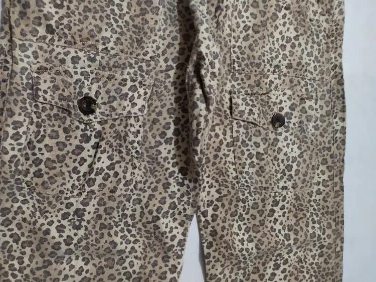 Other Michele Bohbot Leopard Cargo multi pocket Pants Size 29" - 8 Thumbnail
