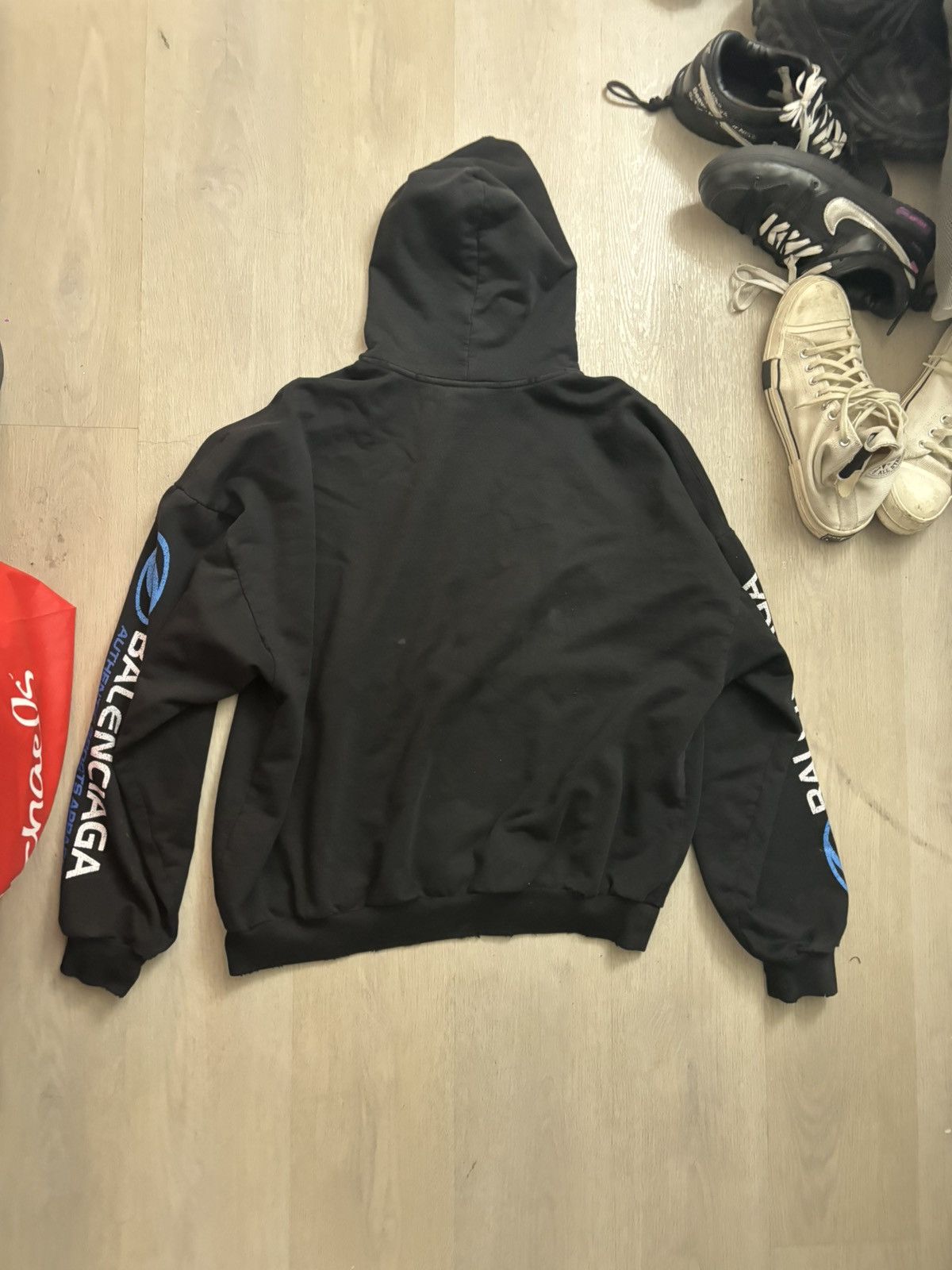 Balenciaga Balenciaga Surfer Hoodie Size US S / EU 44-46 / 1 - 2 Thumbnail