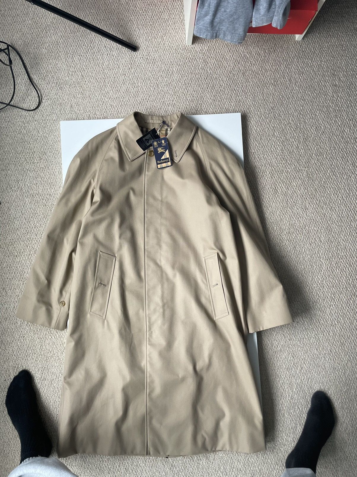 Burberry Bnwt vintage 90’s Burberry trench coat (rare) with scarf Size US S / EU 44-46 / 1 - 3 Thumbnail