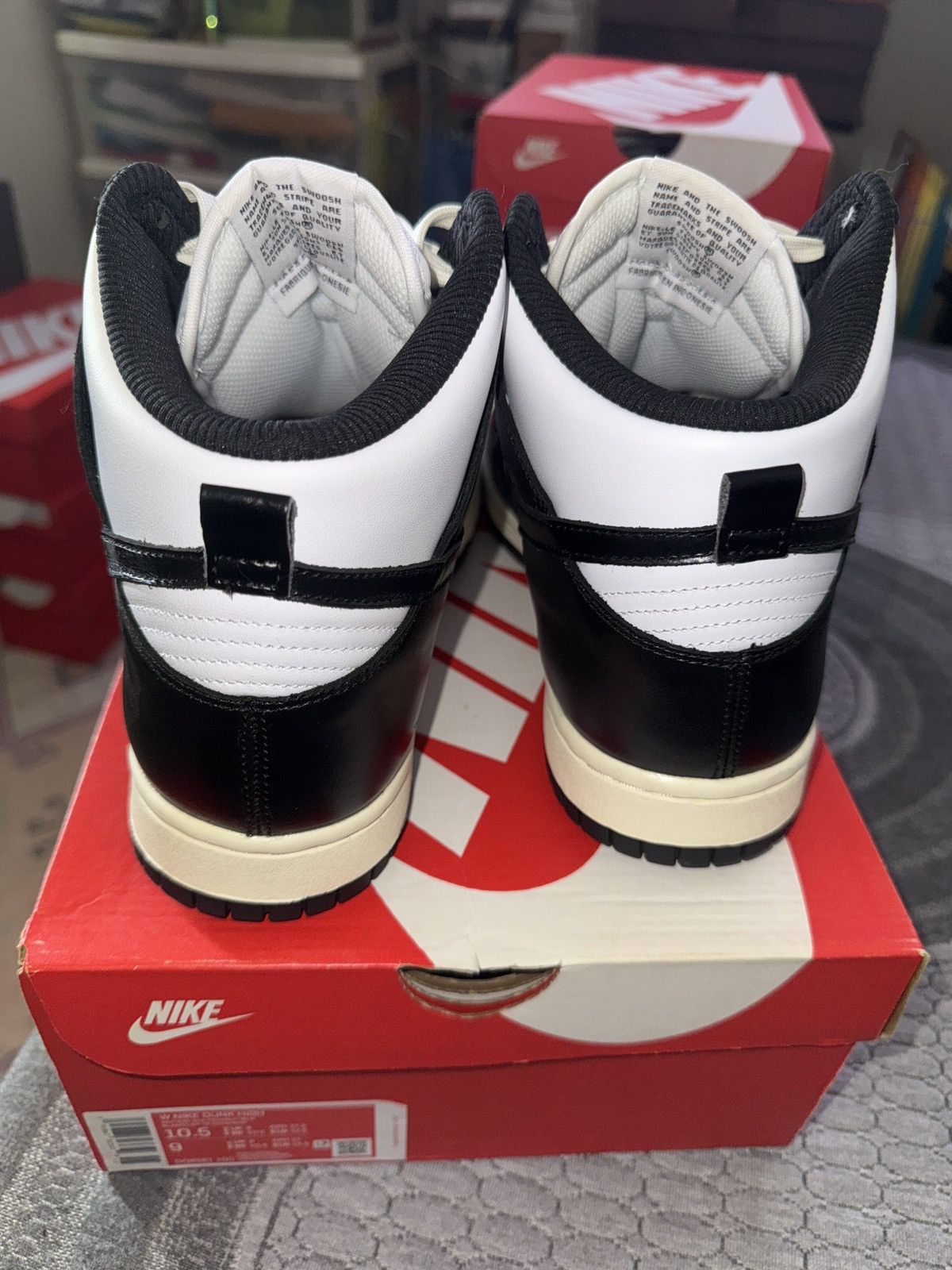 Nike W Nike Dunk HIGH vintage Panda Size US 9 / EU 42 - 4 Thumbnail