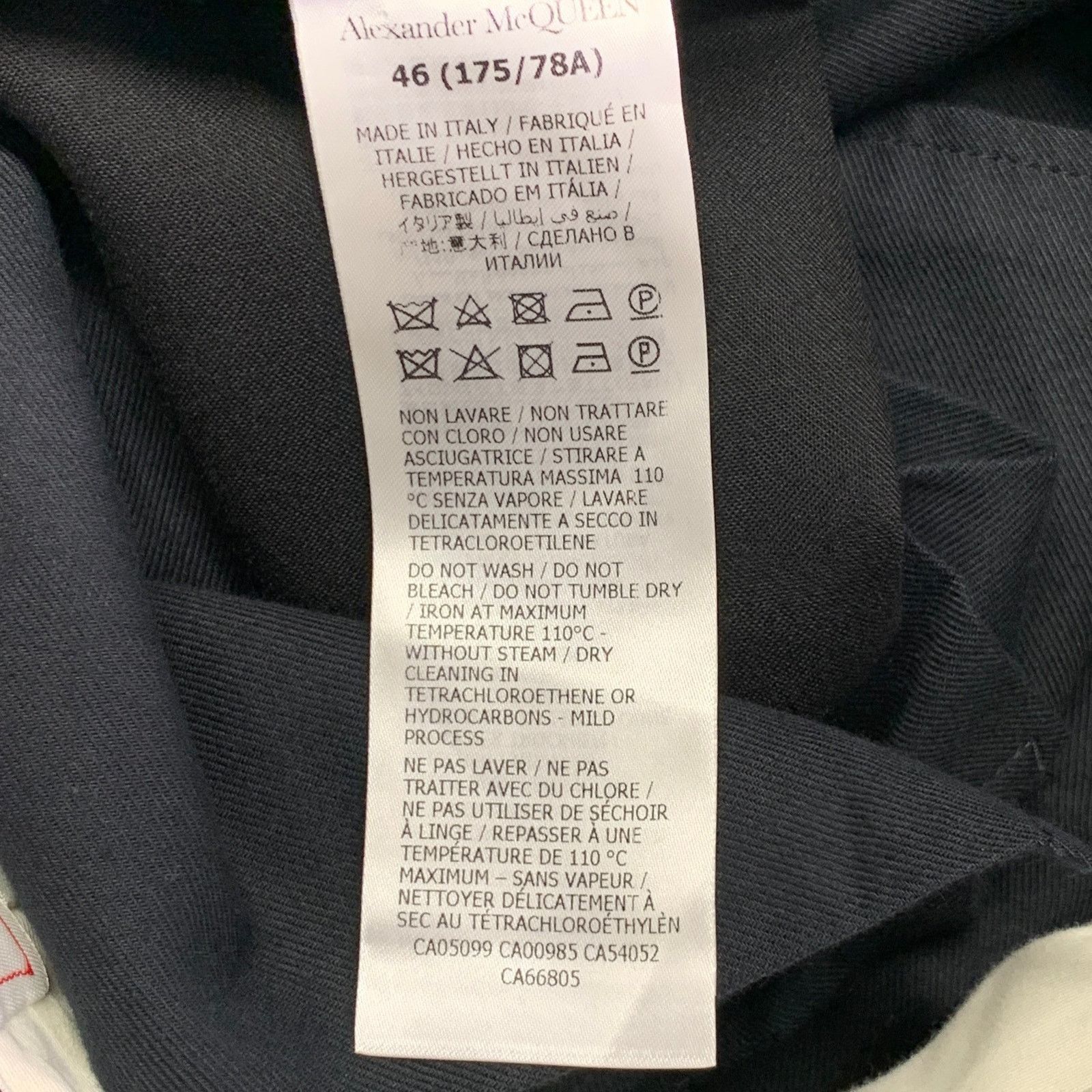 Alexander McQueen Size 30 Black Wool Barathea Flat Front Dress Pants Size US 30 / EU 46 - 5 Thumbnail