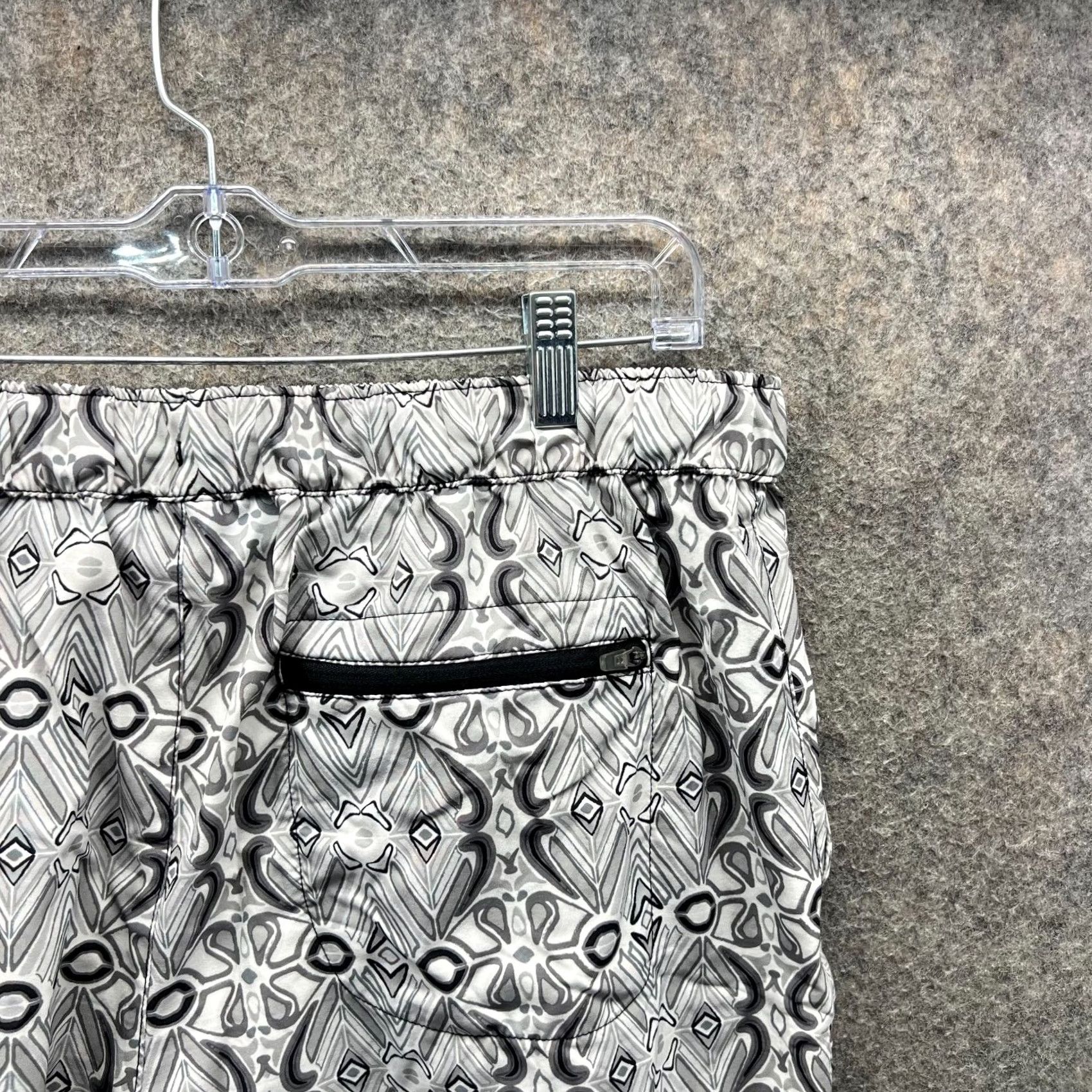 Vintage Reel Legends Shorts Mens XL Black White Drawstring Elastic Waist Geometric GYM Size US 36 / EU 52 - 6 Thumbnail