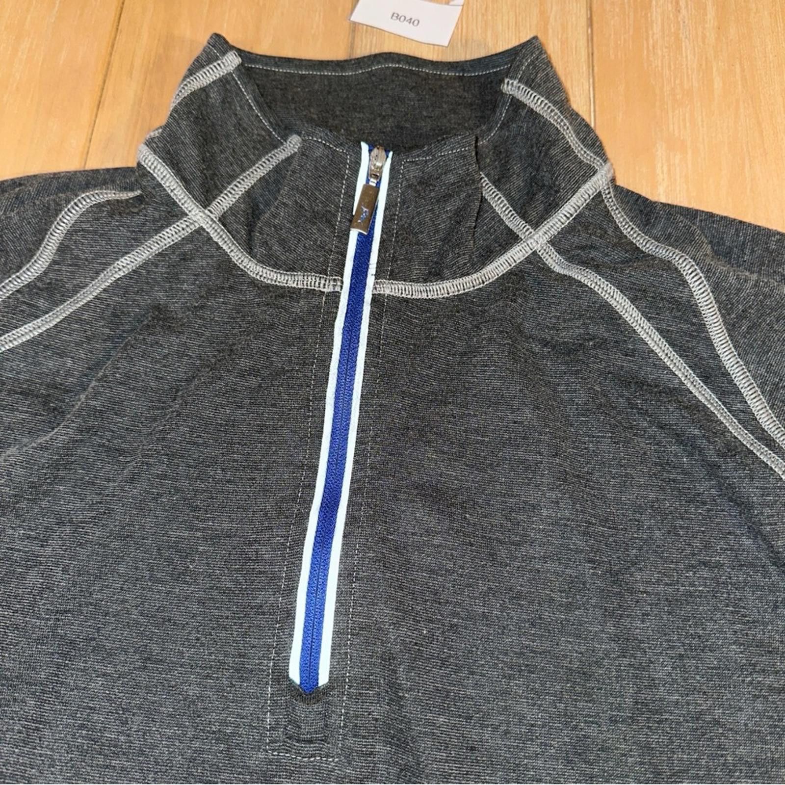 Tommy Bahama Tommy Bahama Mens XL Pullover Charcoal Gray Long Sleeve EUC Size US XL / EU 56 / 4 - 3 Thumbnail