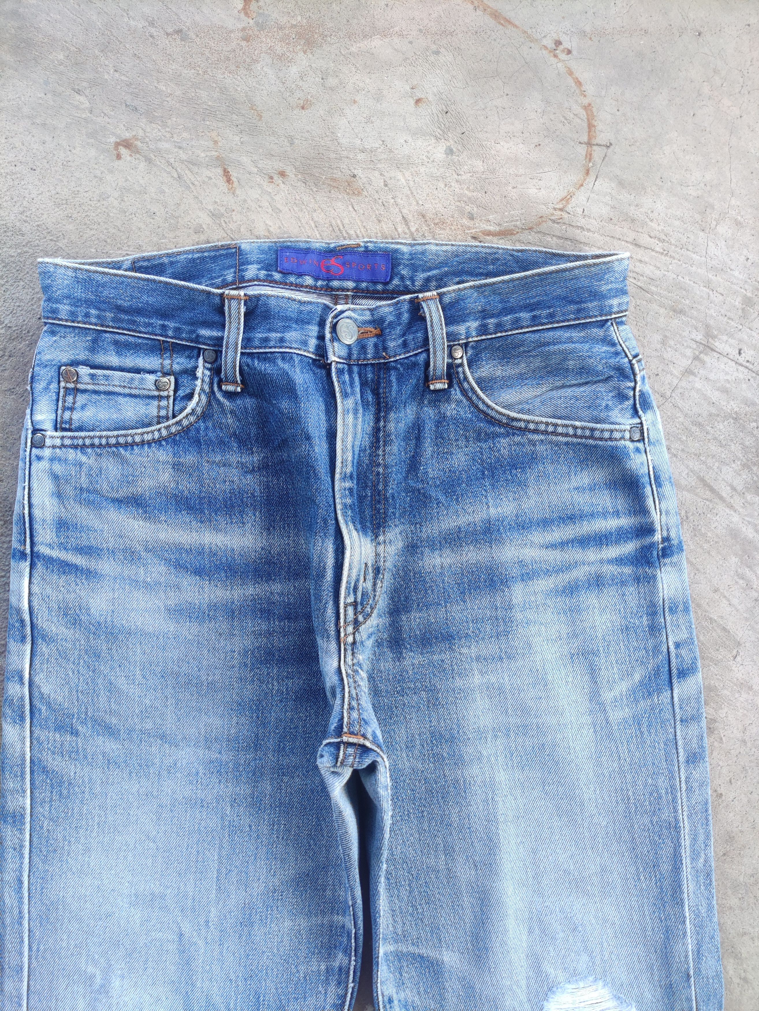 Edwin Vintage Edwin Japan Micro Flare Distressed Jean Size US 32 / EU 48 - 3 Thumbnail