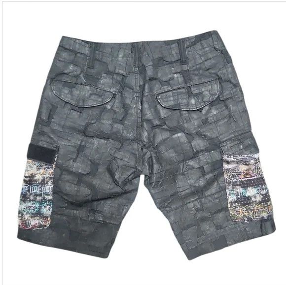 NADA Gray Patchwork Cargo Shorts with Embroidered Pockets Size US 30 / EU 46 - 2 Thumbnail