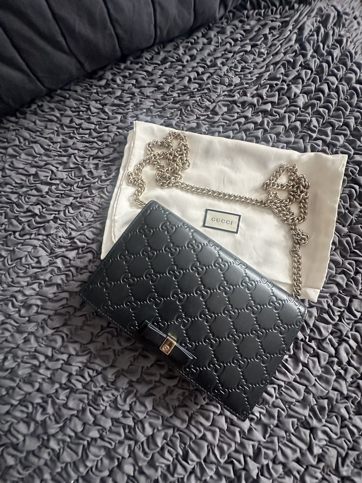 Gucci Guccissima Signature Bowy Chain Wallet Black Size ONE SIZE - 2 Thumbnail