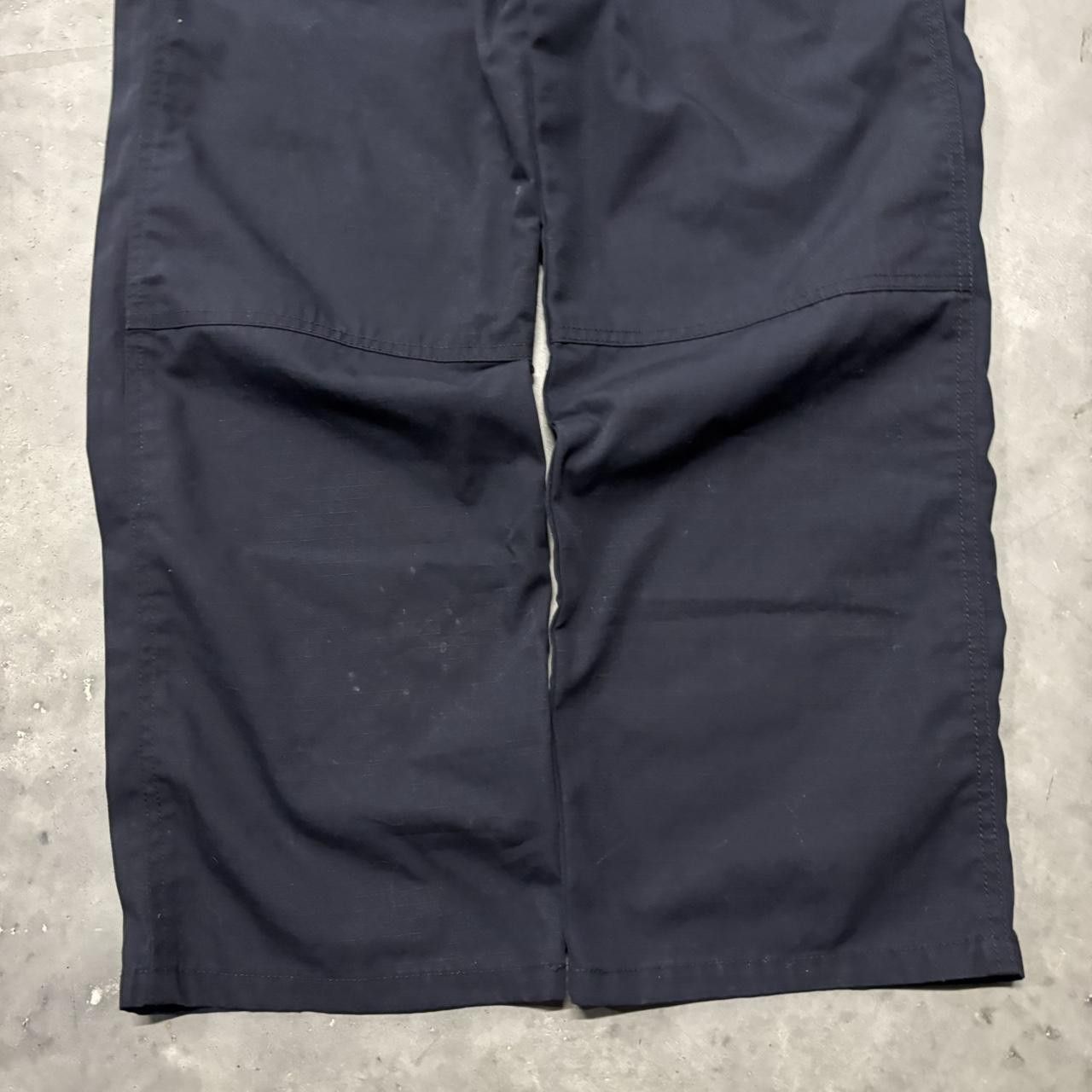 Japanese Brand × Vintage Crazy Vintage Y2K/2000s Baggy Black Streetwear Skater Workwear Cargo Pants! Size US 33 - 6 Thumbnail