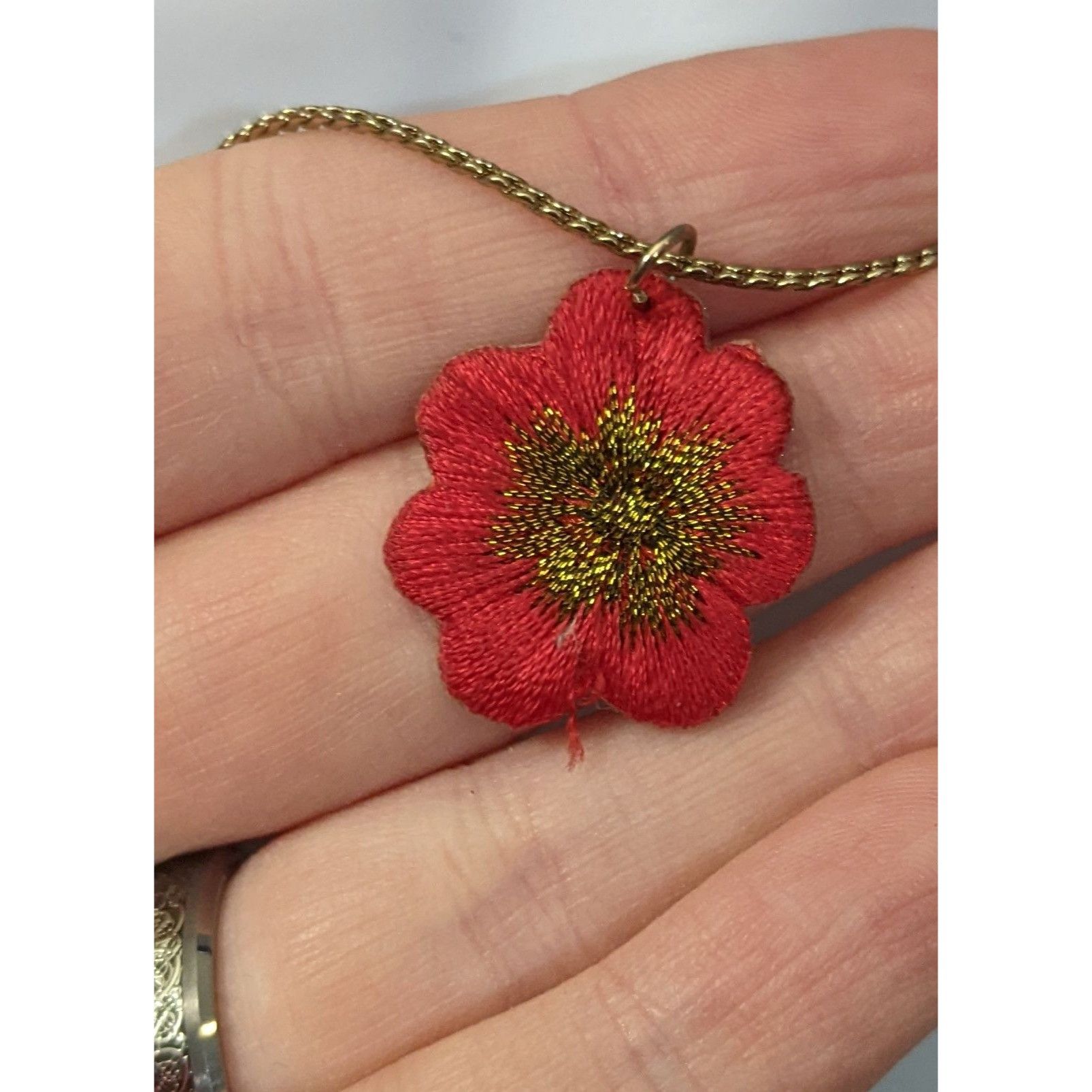 Other Red Minimalist Embroidered Flower Necklace Size ONE SIZE - 1 Thumbnail