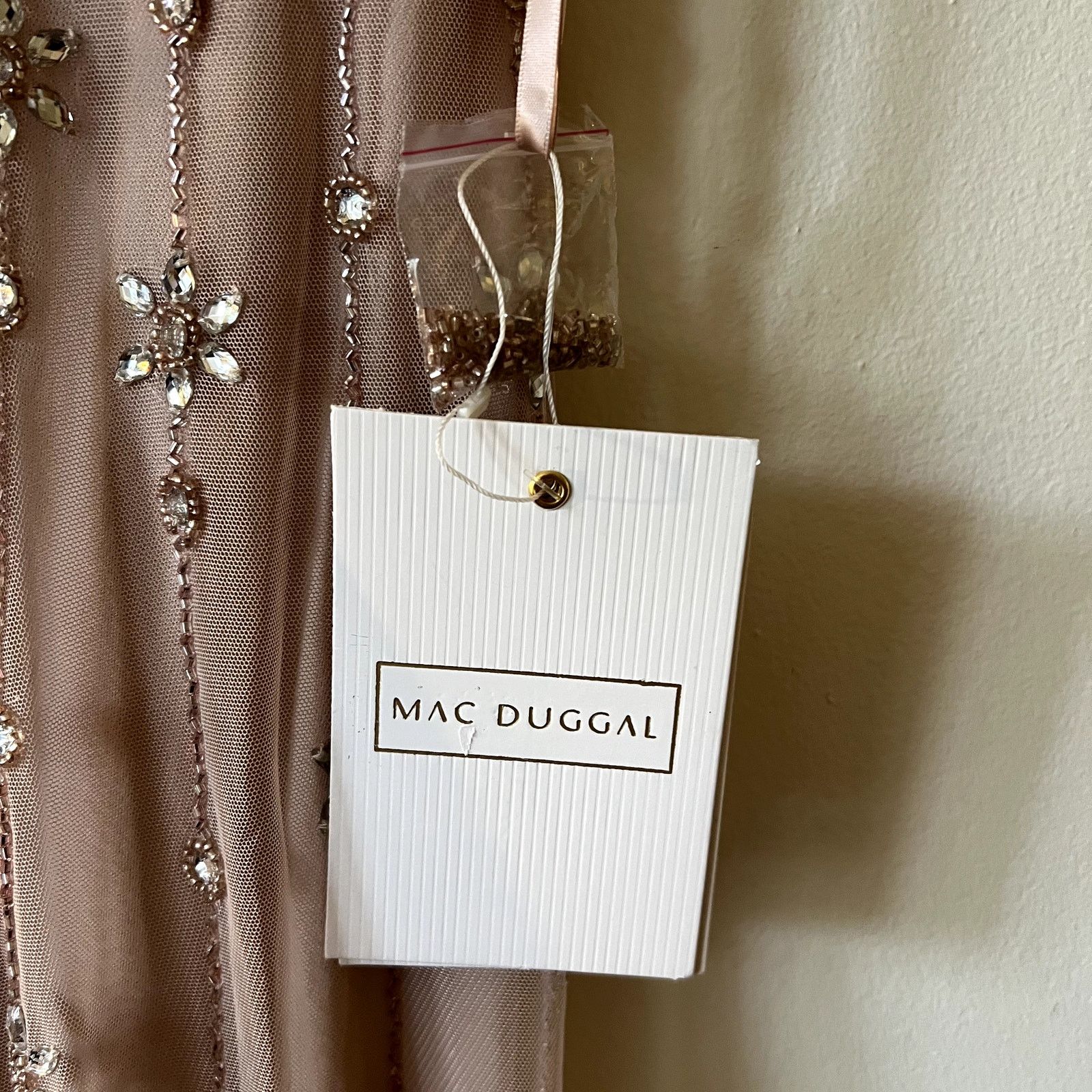 MACH & MACH Mac Duggal Pink V Neck A Line Gown maxi dress size 4 UB Size S / US 4 / IT 40 - 5 Thumbnail