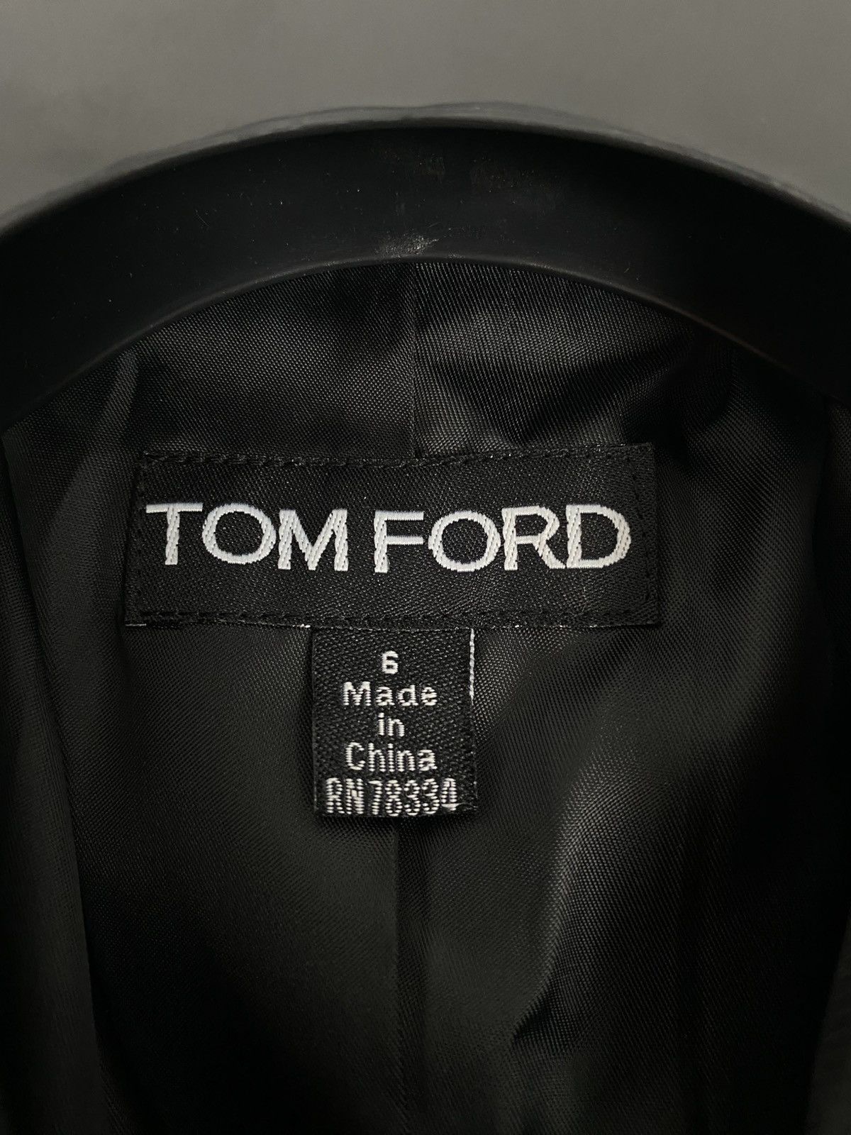 Tom Ford Tom Ford Blazer Archive Tailored Button Front Lined high end Size M / US 6-8 / IT 42-44 - 2 Thumbnail