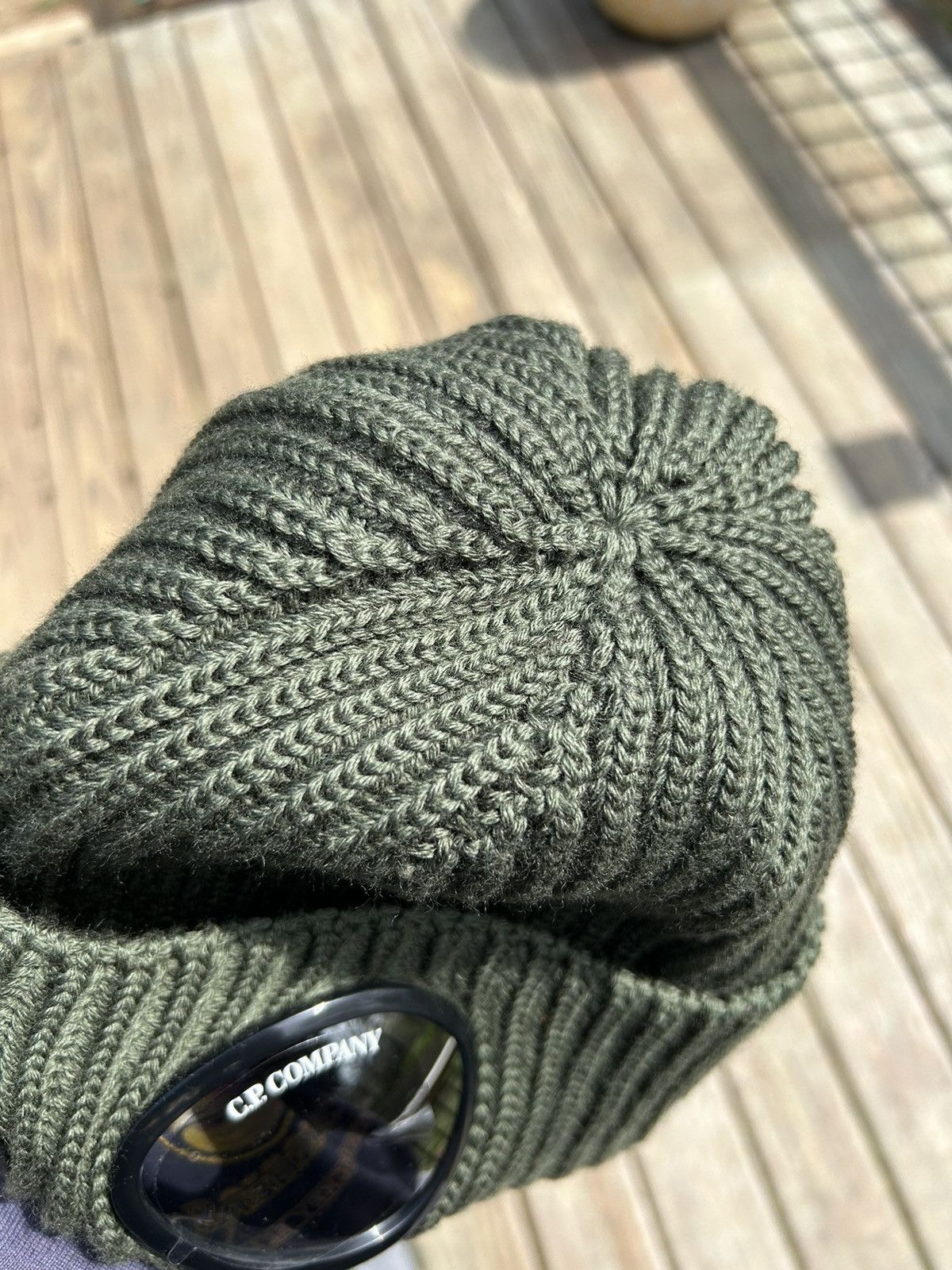 C.P. Company × Palace C.P. Company X Palace Peak Goggle Beanie Olive Green Size ONE SIZE - 3 Thumbnail