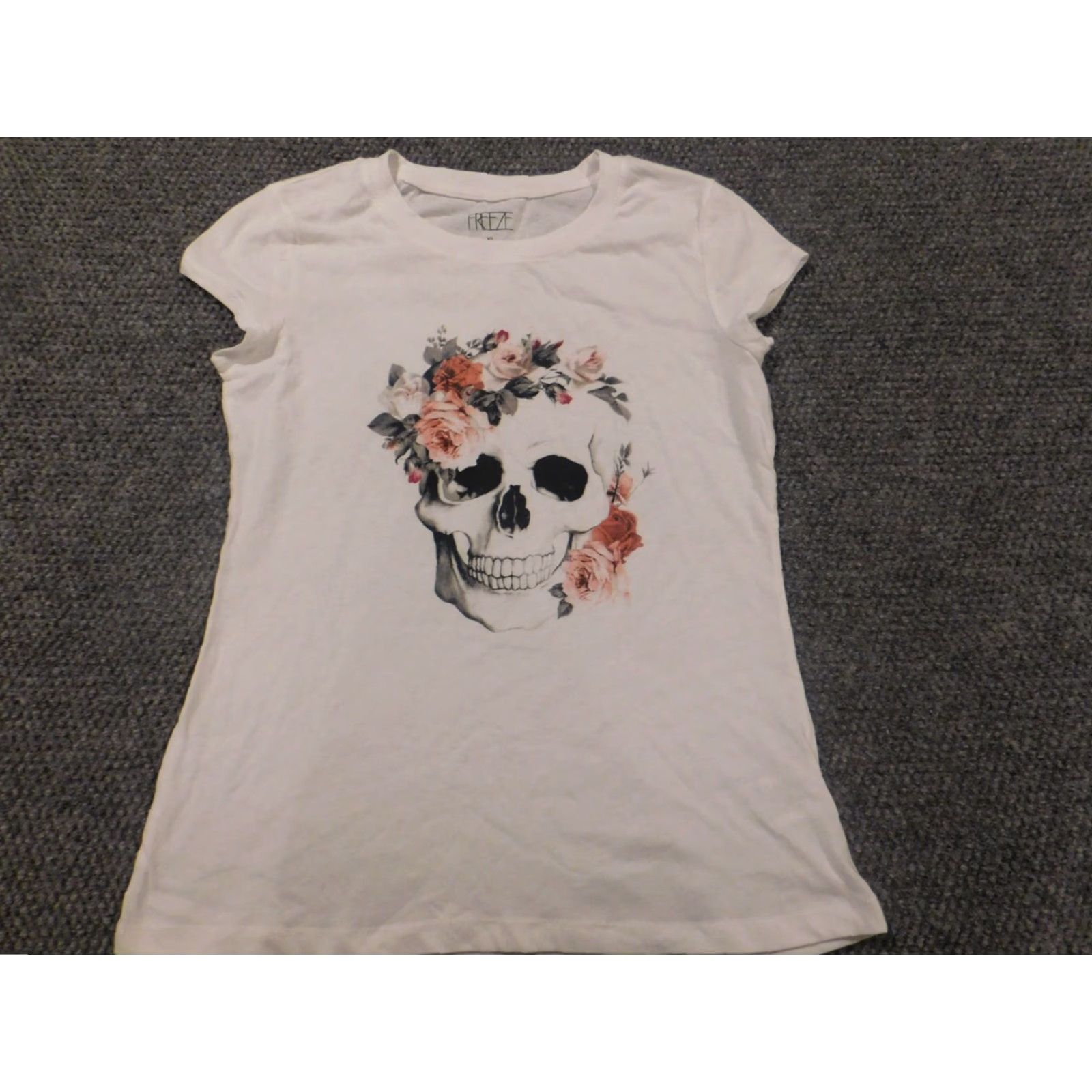 Vintage Freeze Shirt Womens XL White Skull Crew Neck Pullover Blouse Casual Short Sleeve Tencel Denim Stretch Regular Size XL / US 12-14 / IT 48-50 - 2 Thumbnail