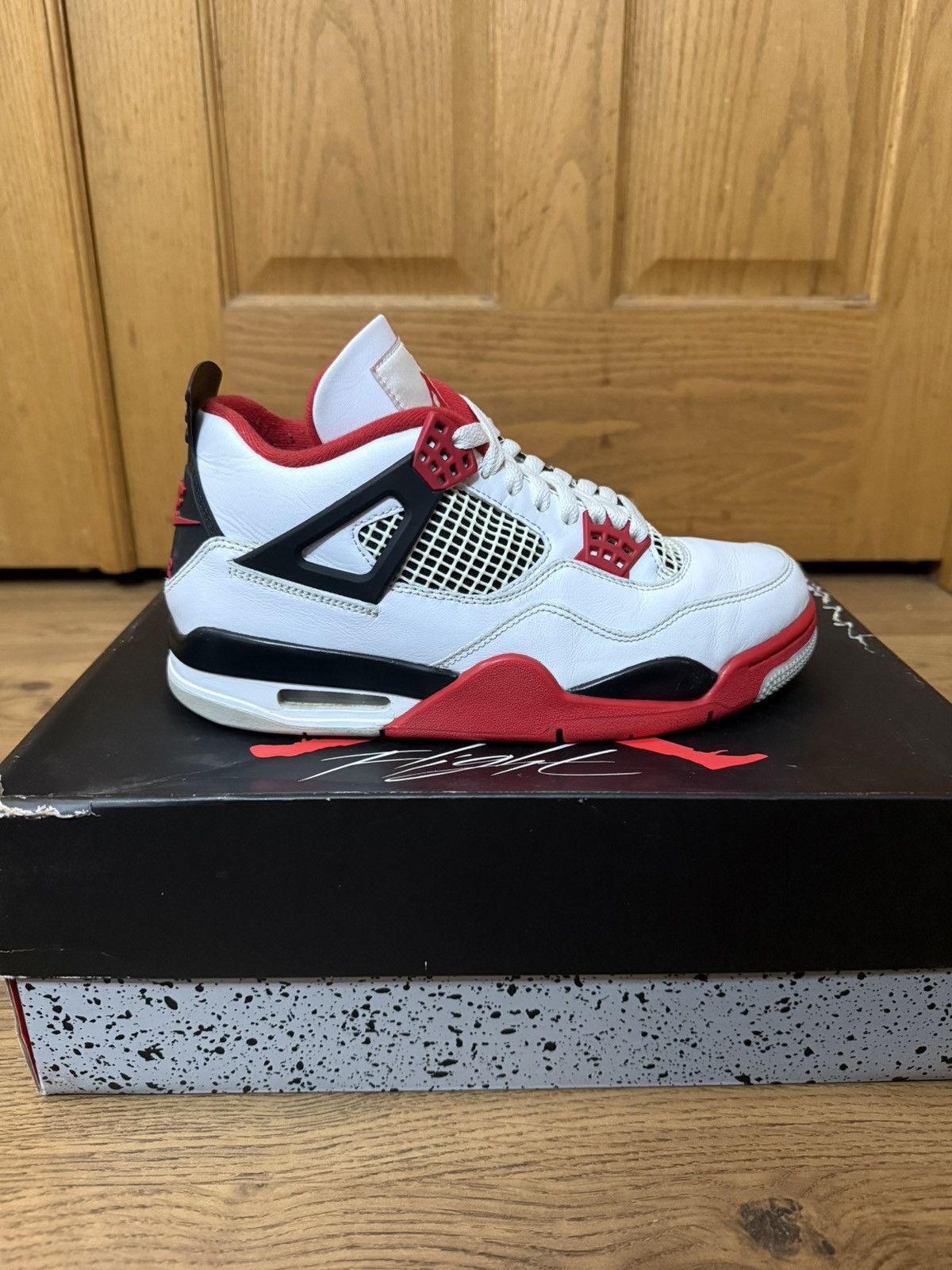 Jordan Brand Air Jordan 4 “Fire red” OG Size 7.5M Size US 7.5 / EU 40-41 - 7 Thumbnail