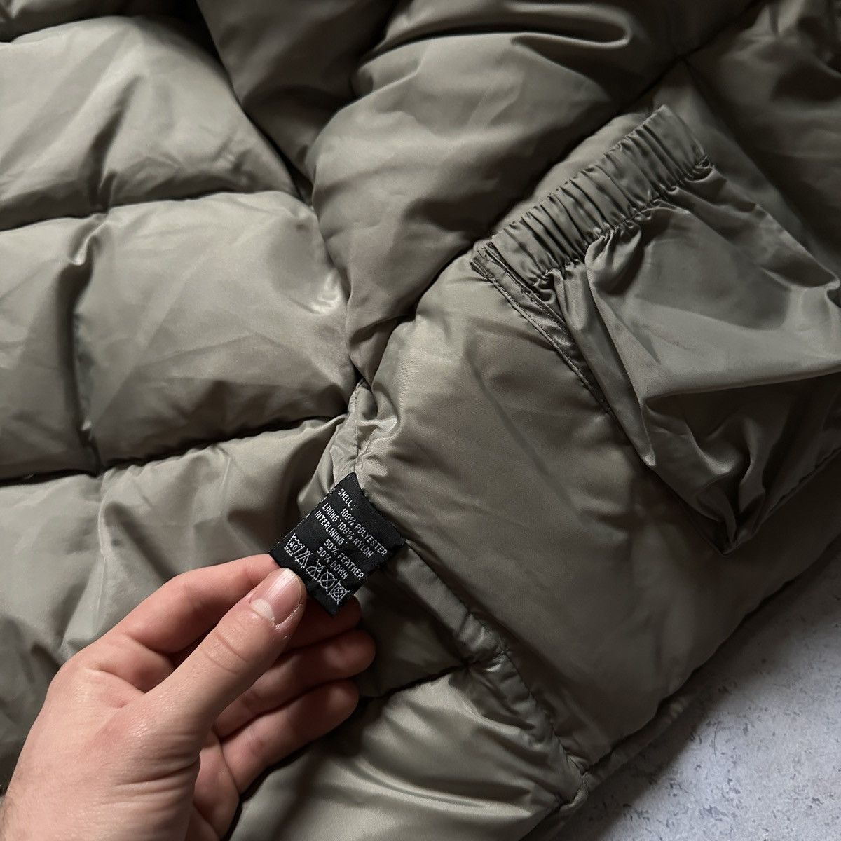 Alpha Industries Vintage Alpha Industries Cropped Puffer Down Vest Womens XS Size XS / US 0-2 / IT 36-38 - 15 Thumbnail