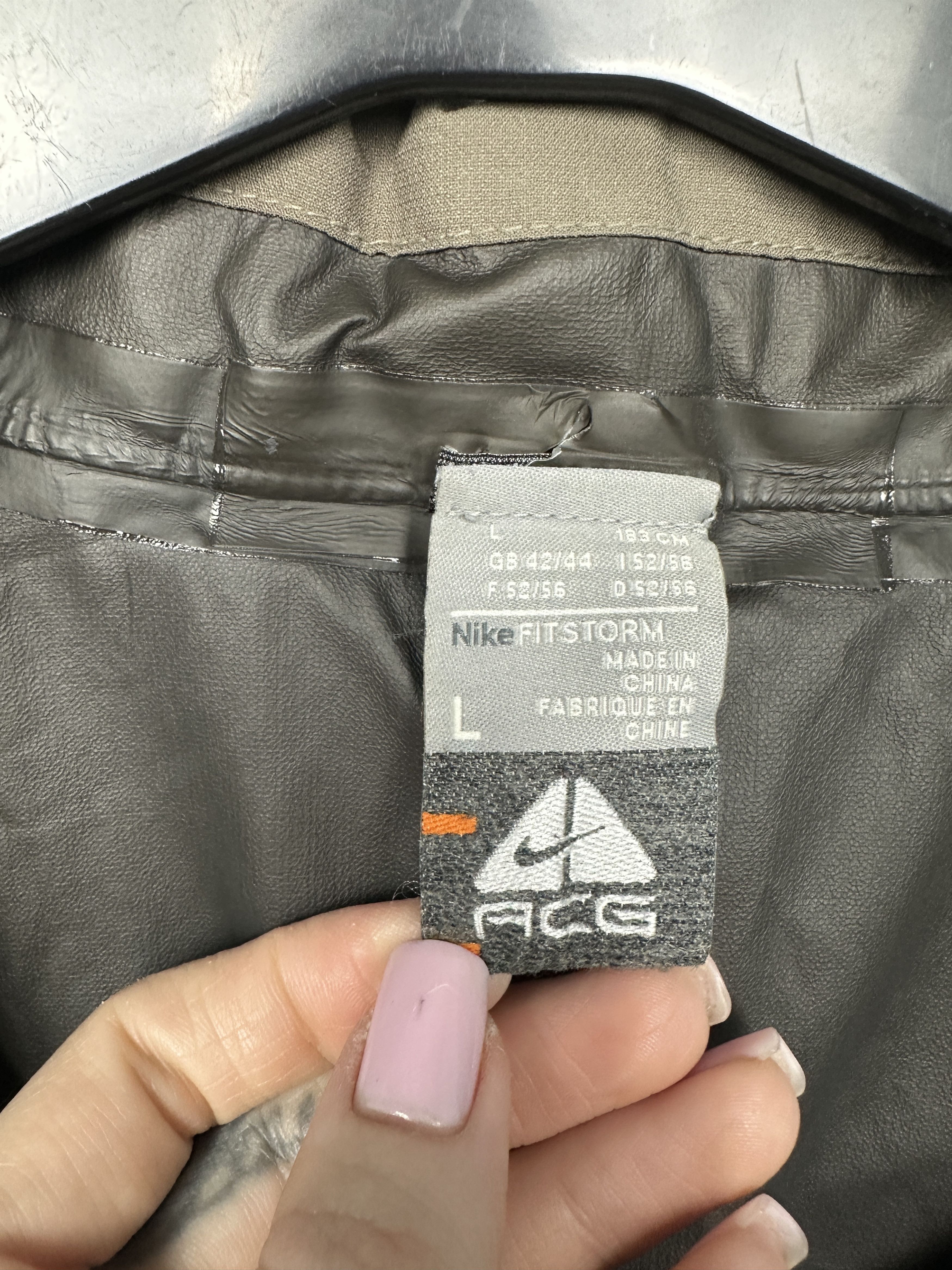 Nike ACG Nike ACG Gore-Tex Mens Windbreaker Jacket Size US L / EU 52-54 / 3 - 4 Thumbnail