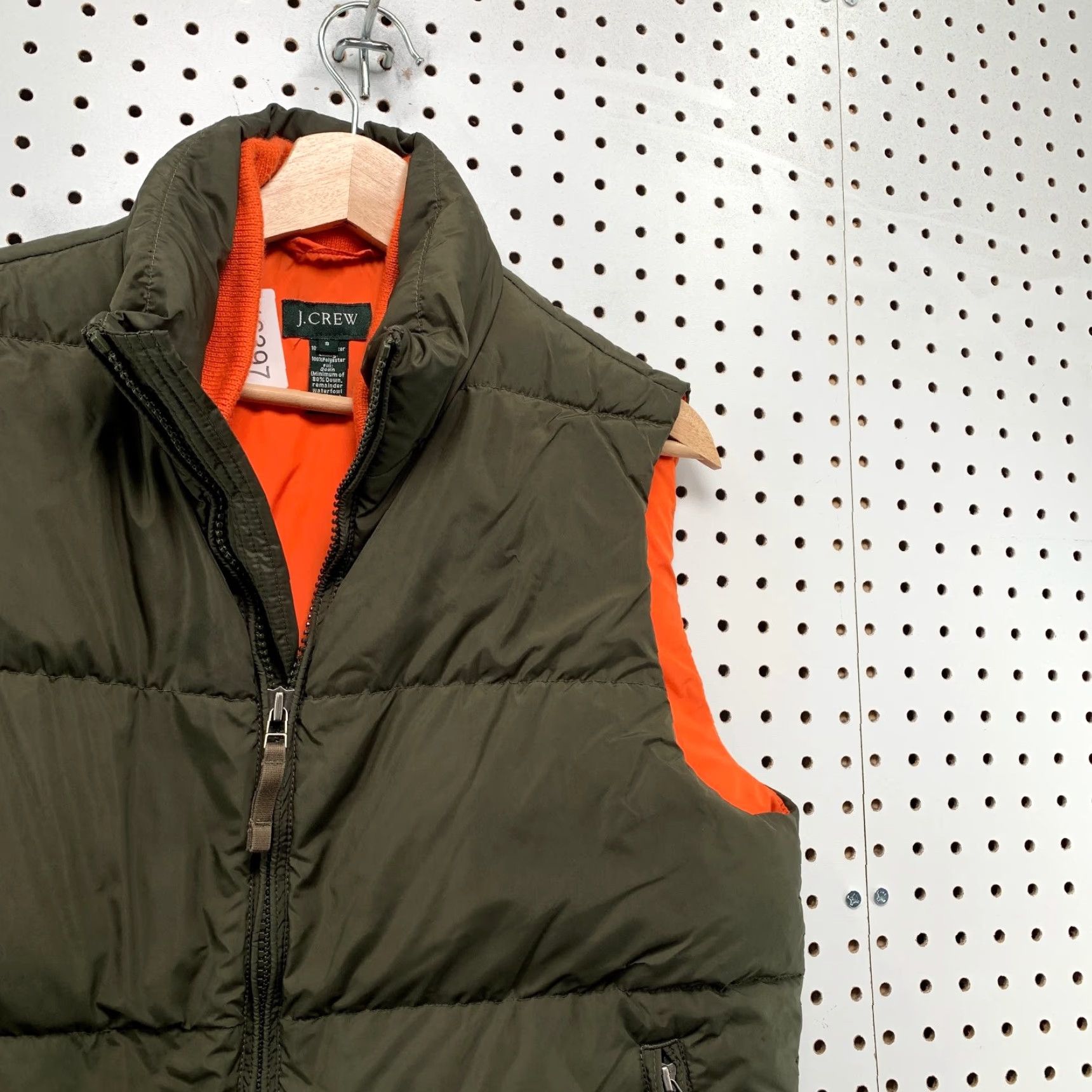 J.Crew J.CREW Down Puffer Vest Jacket Men Small Green Olive Green Oranger Liner Outdoor Vest, Puffer, Down, Winter, Fall, Spring, Men Size US L / EU 52-54 / 3 - 7 Thumbnail