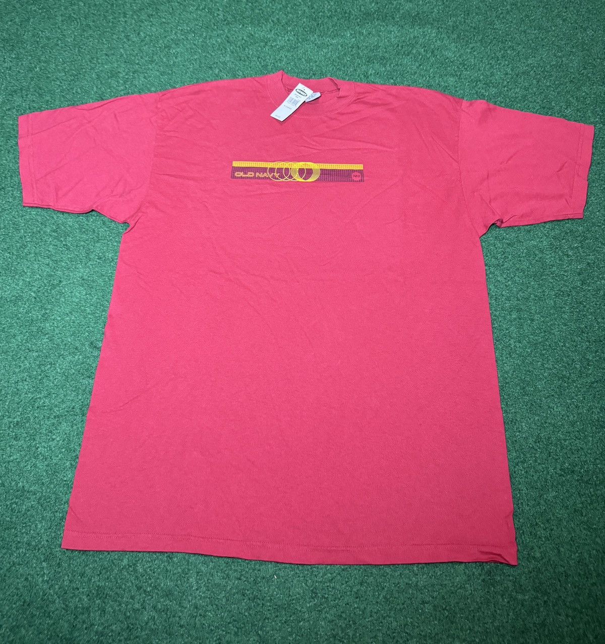 Old Navy Old Navy Vintage 90s Y2K New with tags XL Graphic T Shirt Size US XL / EU 56 / 4 - 1 Thumbnail