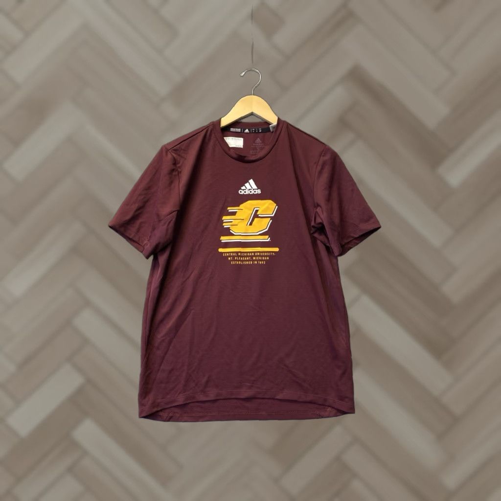 Adidas Adidas CMU Unisex Graphic Tee Shirt Maroon Yellow Short Sleeve Crew Neck S 135-6 Size US 29 - 1 Thumbnail