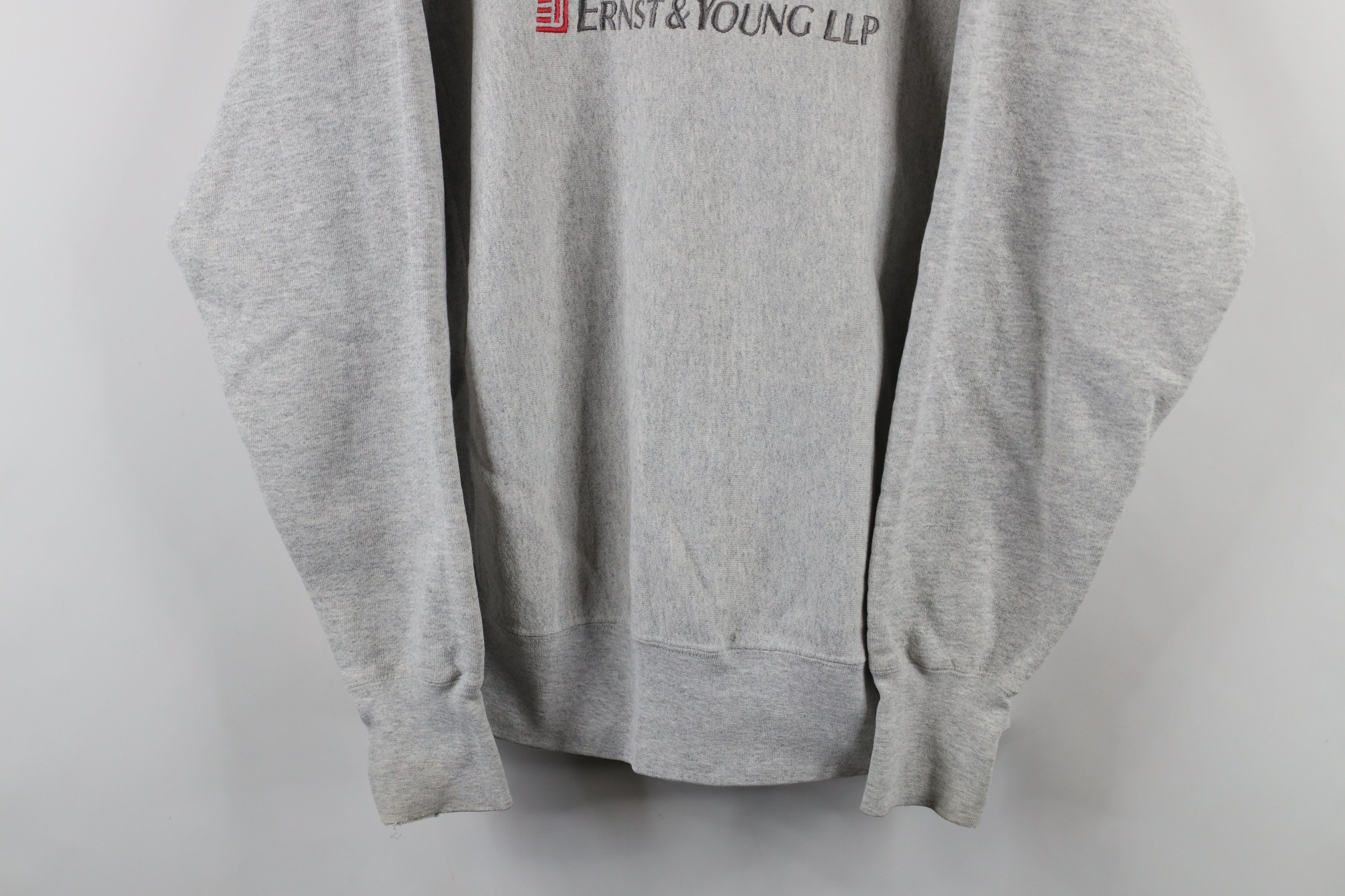 Vintage Vintage 90s Reverse Ernst and Young LLP Sweatshirt Gray USA Size US L / EU 52-54 / 3 - 3 Thumbnail