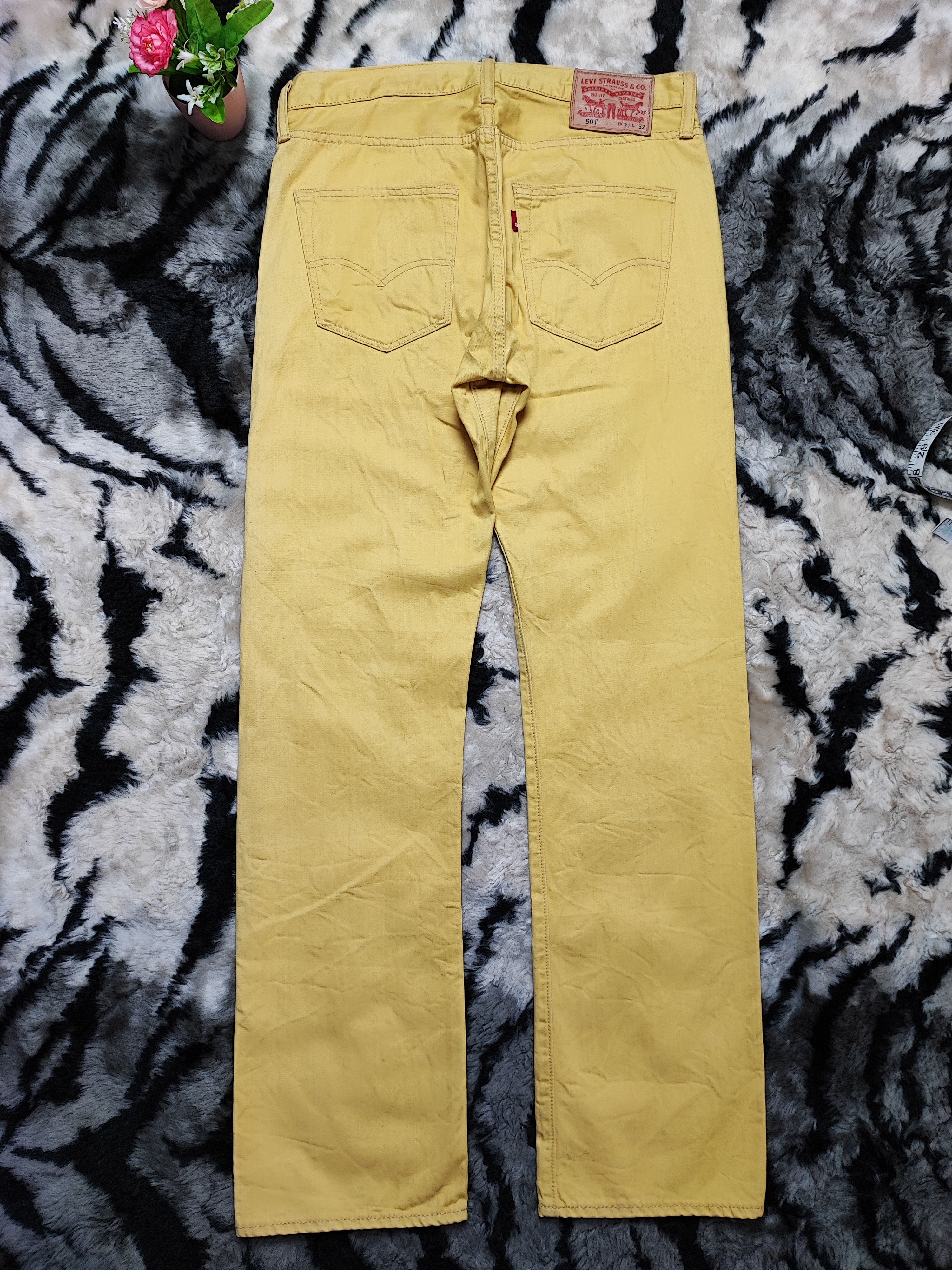 Levi's Levi’s 501 Button Fly Yellow Jeans Straight Cut Size US 31 - 10 Thumbnail