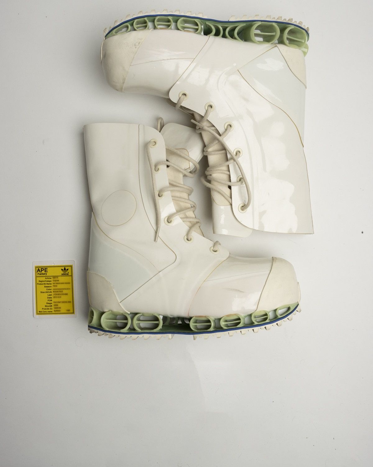 Raf Simons × Sterling Ruby Raf Simons x Sterling Ruby x Adidas 2014 bunny bounce sample Size US 10 / EU 43 - 6 Thumbnail