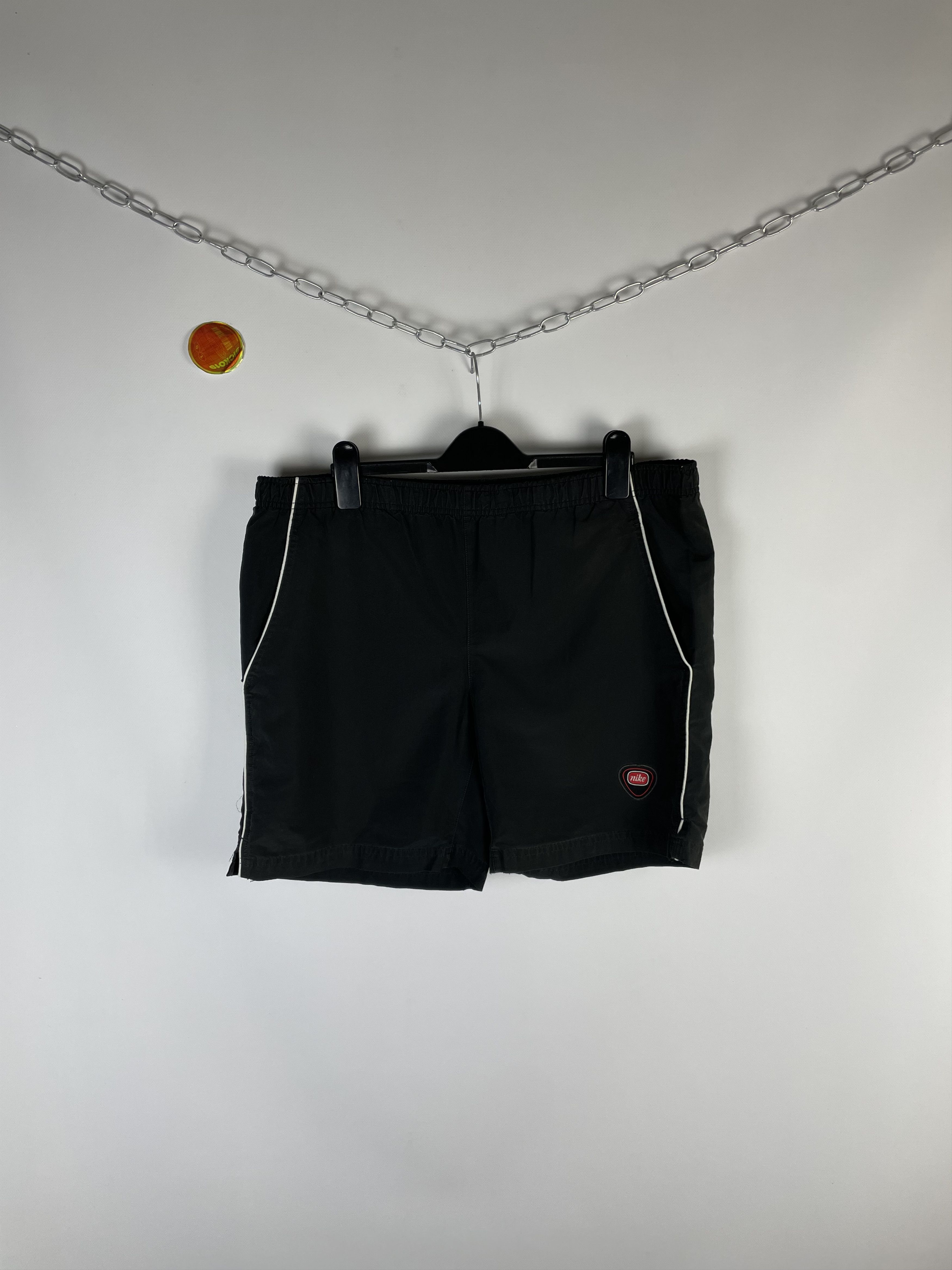 Nike Vintage Nike Shorts Y2k Size US 32 / EU 48 - 1 Thumbnail