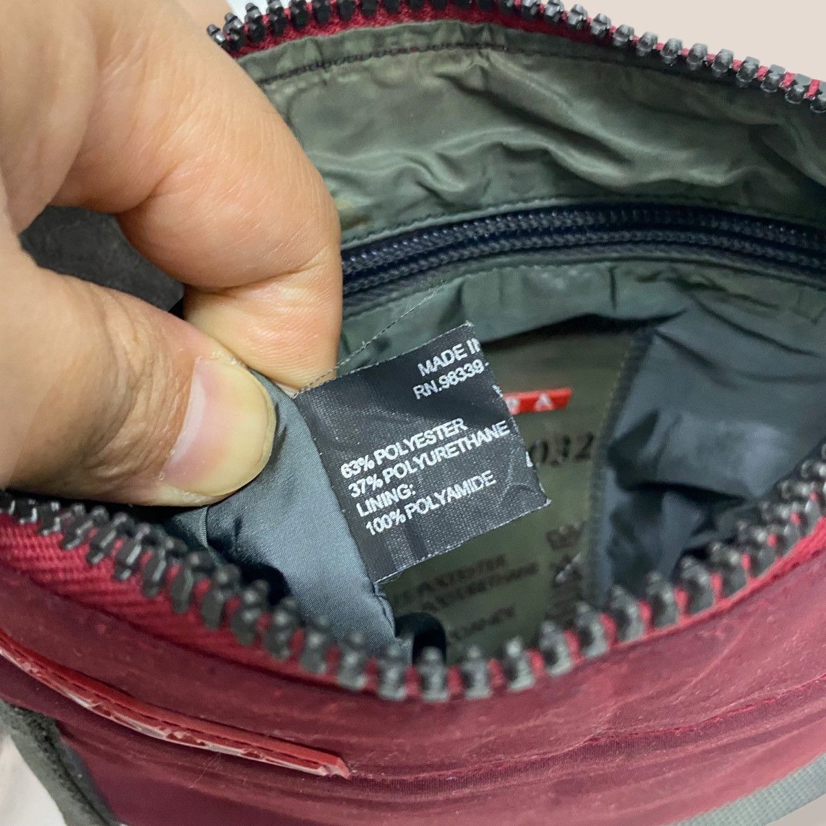 Prada ‼️LASTDROP‼️ AUTHENTIC PRADA SPORT MARRON NYLON SLING BAG Size ONE SIZE - 13 Thumbnail