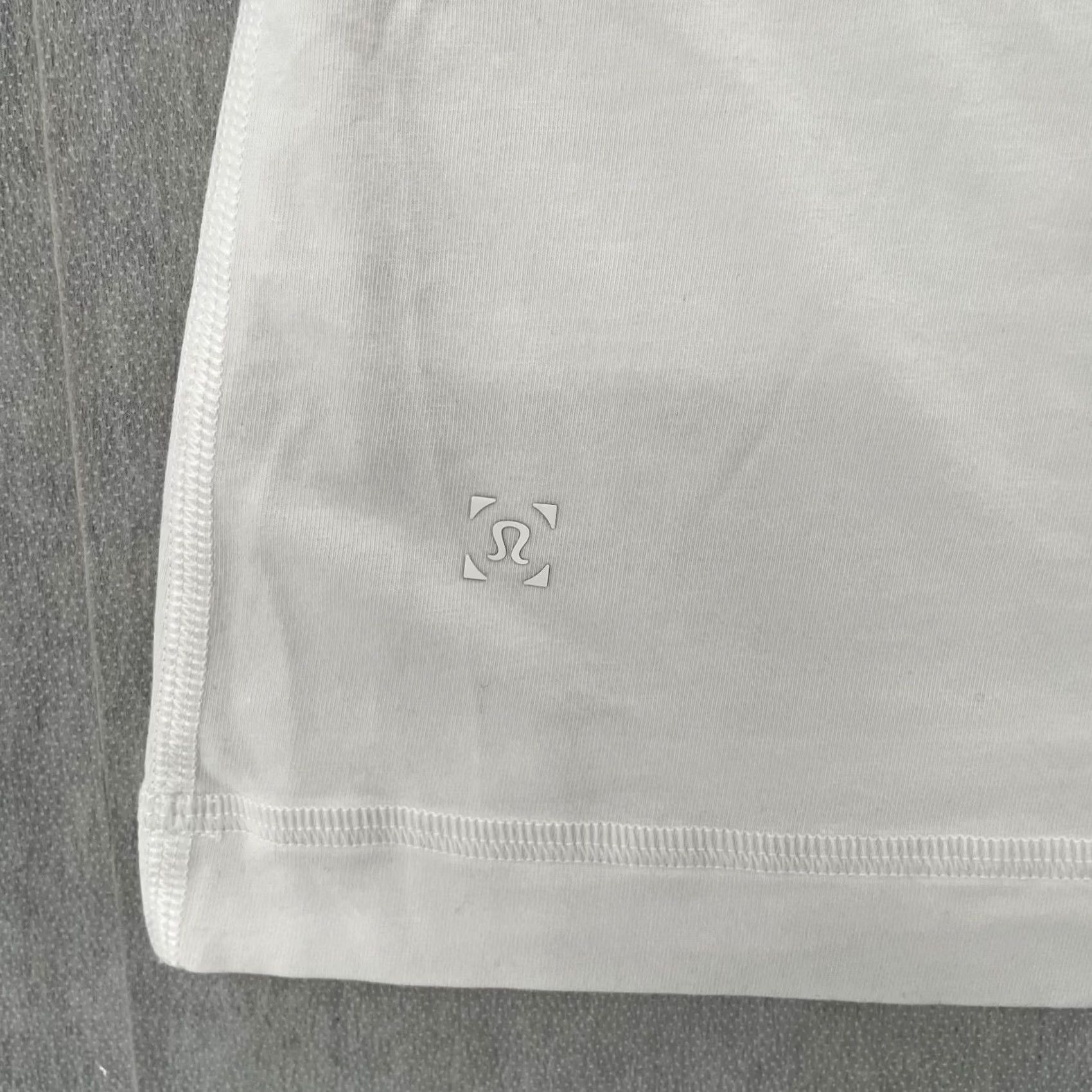 Lululemon Lululemon Shirt Mens M Basic Tee White Cotton Blend Short Sleeve Crew Neck 5 Year Graphic Print Vintage No Size US M / EU 48-50 / 2 - 6 Thumbnail