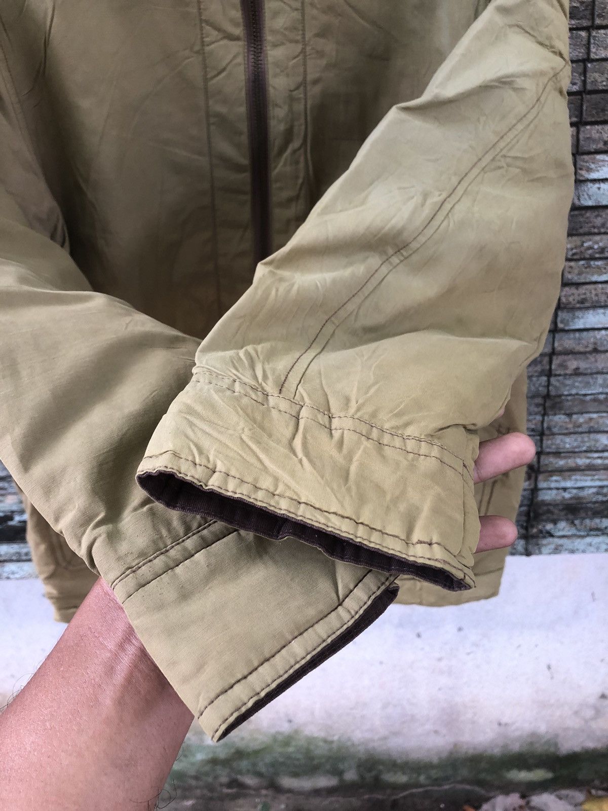 Tommy Hilfiger × Vintage Vintage Sunfaded Tommy Hilfiger Duck Canvas Jacket Size US L / EU 52-54 / 3 - 12 Thumbnail