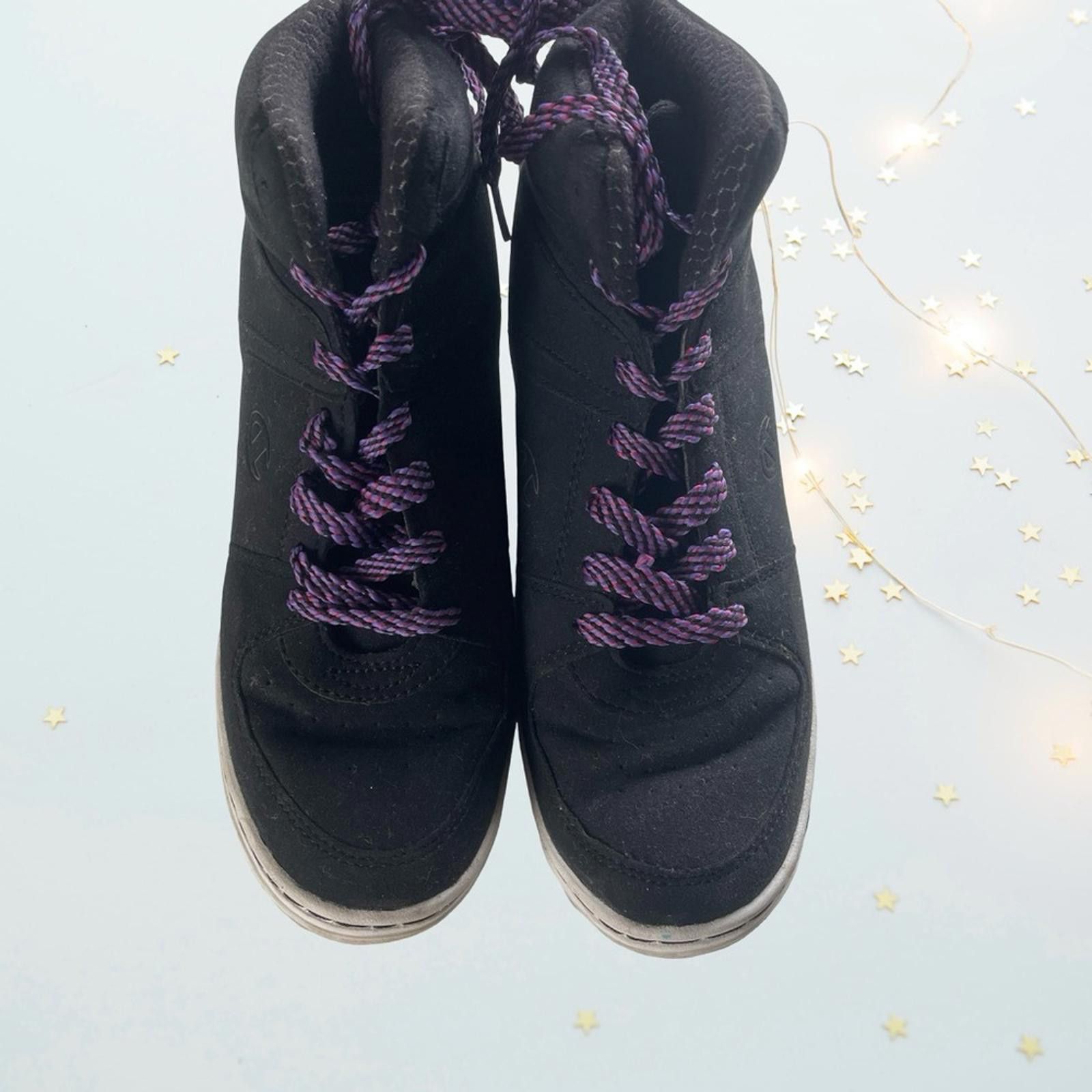 Champion Champion Womens Black and Purple High-Top Sneakers in size 7 Size US 7 / IT 37 - 2 Thumbnail