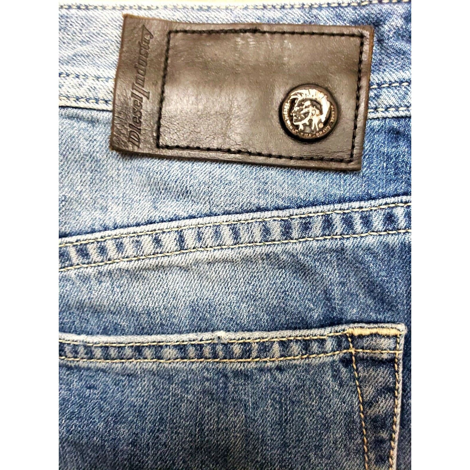 Diesel Diesel D.N.A Buster Slim Tapered Stretch button fly 30 Size US 30 / EU 46 - 8 Thumbnail