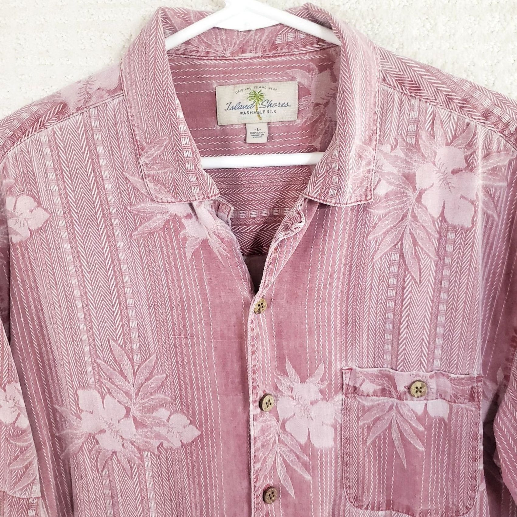 Vintage Island Shores Mens Silk Hawaiian Shirt Short Sleeve L Red Floral Button-Up Shirt Size US L / EU 52-54 / 3 - 3 Thumbnail