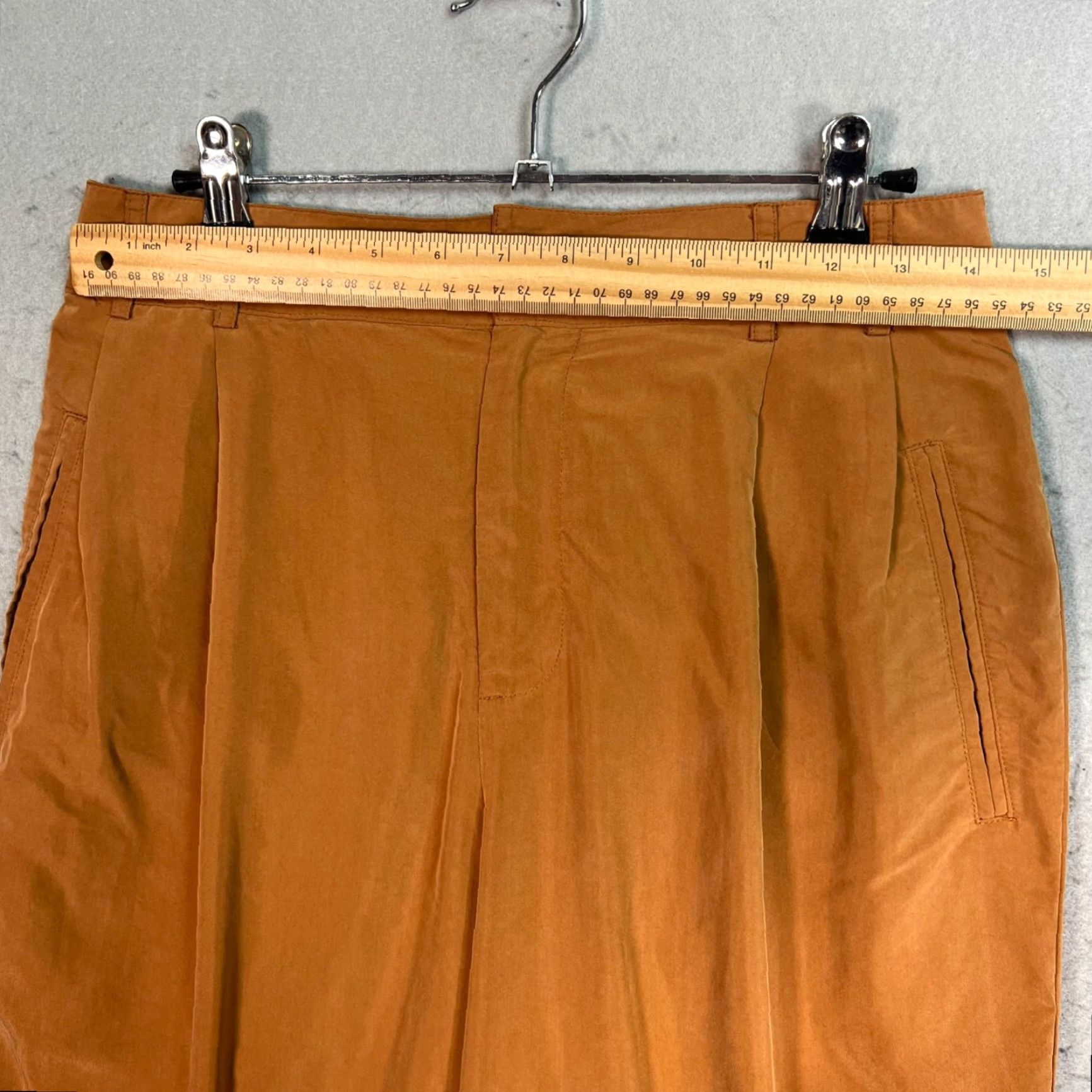 Urban Outfitters VINTAGE Urban Outfitters Womens High-Waisted Trousers Size 6 Brown Wide-Leg Pants Inseam 26" Modal/Polyester Shoes? Size ONE SIZE - 5 Thumbnail