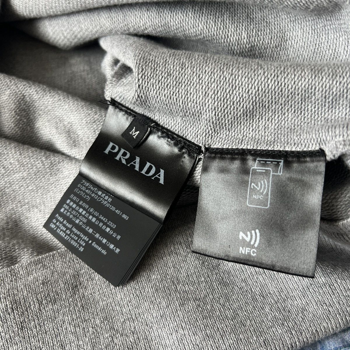 Prada 🔥🔥 Prada Crest Logo Sweatshirt Size US M / EU 48-50 / 2 - 8 Thumbnail