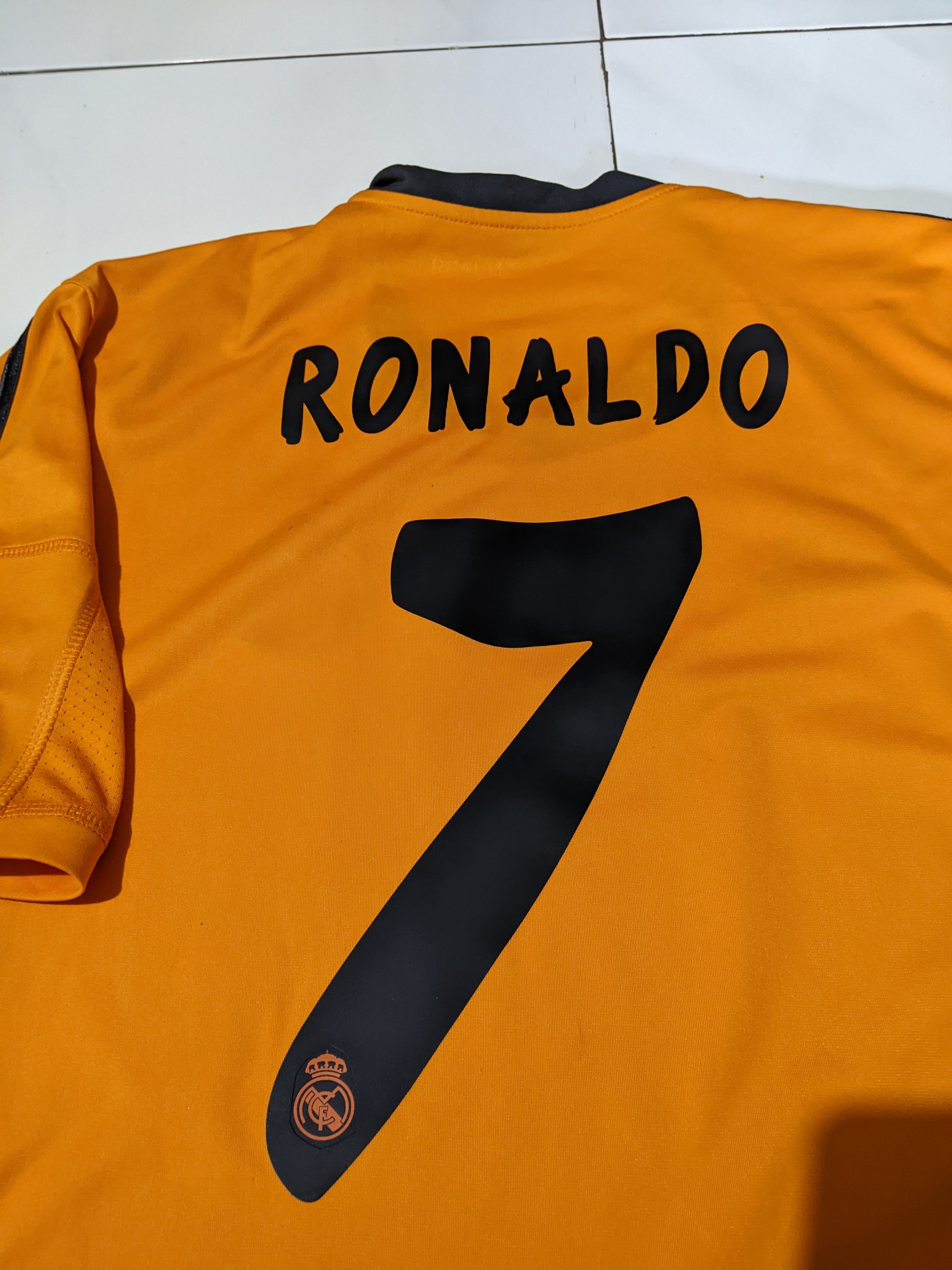 Adidas Real Madrid third 2013-14 Jersey Cristiano Ronaldo 7 Size US M / EU 48-50 / 2 - 3 Thumbnail