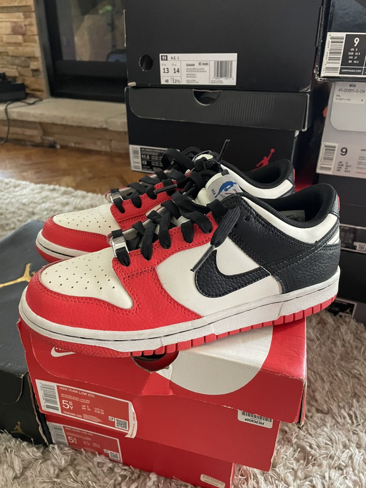 Nike NBA x Nike Dunk Low EMB GS 75 anniversary Bull Size US 5.5 / EU 38 - 1 Thumbnail
