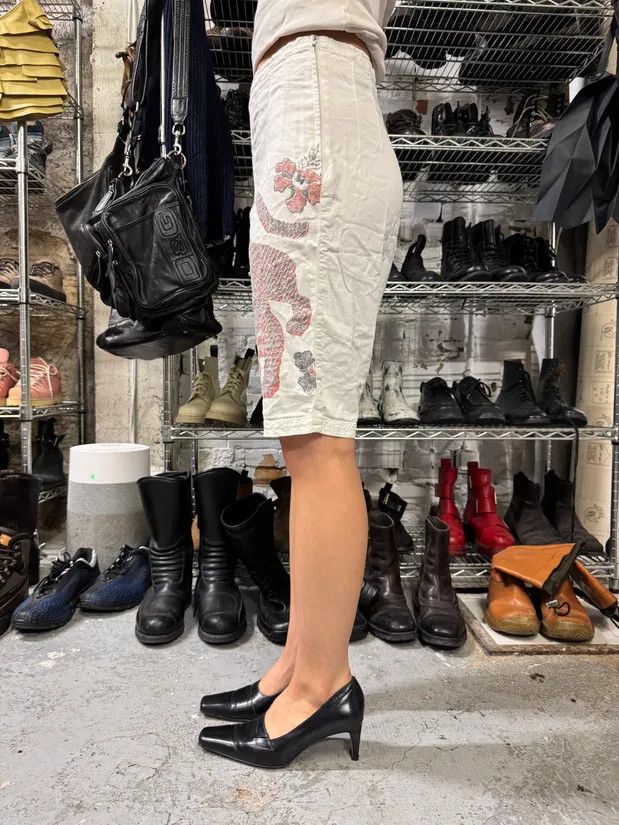 Giorgio Armani × Vintage 1990s Giorgio Armani White Tiger Shorts Size 28" / US 6 / IT 42 - 3 Thumbnail