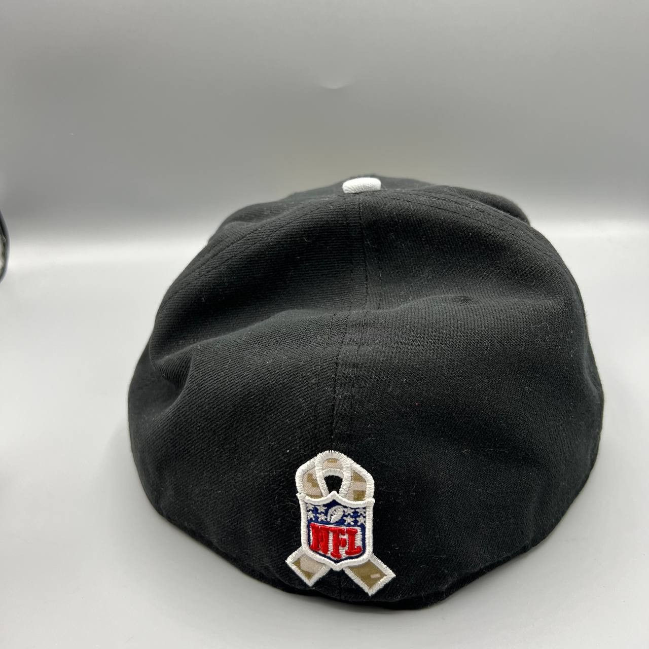 New Era Las Vegas Raiders Hat Men 8 Camo Salute to Service Fitted Size ONE SIZE - 5 Thumbnail