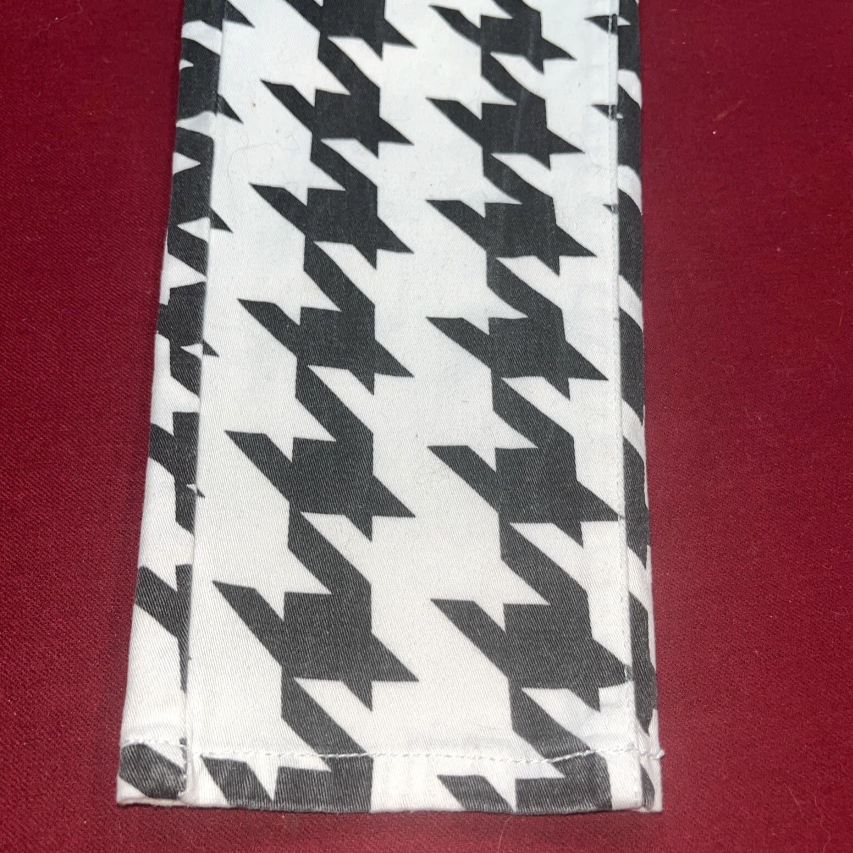 Vintage VINTAGE Hounds Tooth Black White EMO Punk JEANS size 13 Zip Up Y2K Funky Oversized Print Size 34" / US 12 / IT 48 - 4 Thumbnail