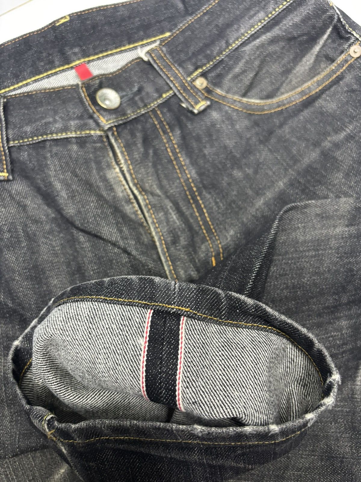 Undercover × Uniqlo DISTRESSED DENIM S002 UNIQLO SELVEDGE JEANS UNDERCOVER STYLE Size US 32 / EU 48 - 3 Thumbnail