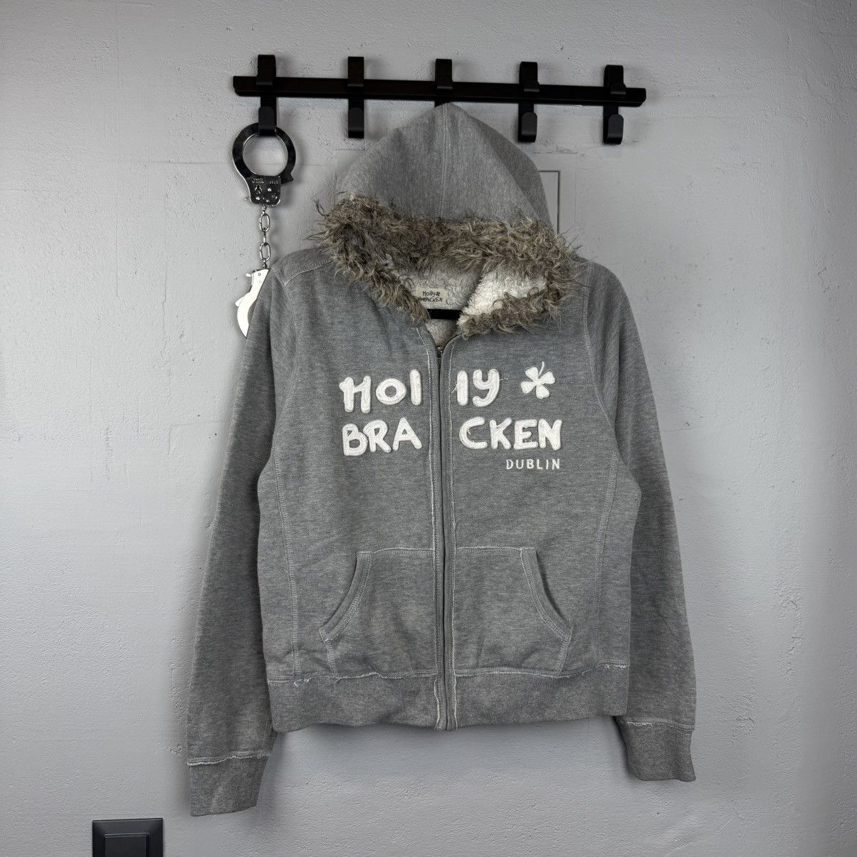 Vintage Vintage Fur Faux Zip Hoodie Avant Garde Size M / US 6-8 / IT 42-44 - 1 Thumbnail