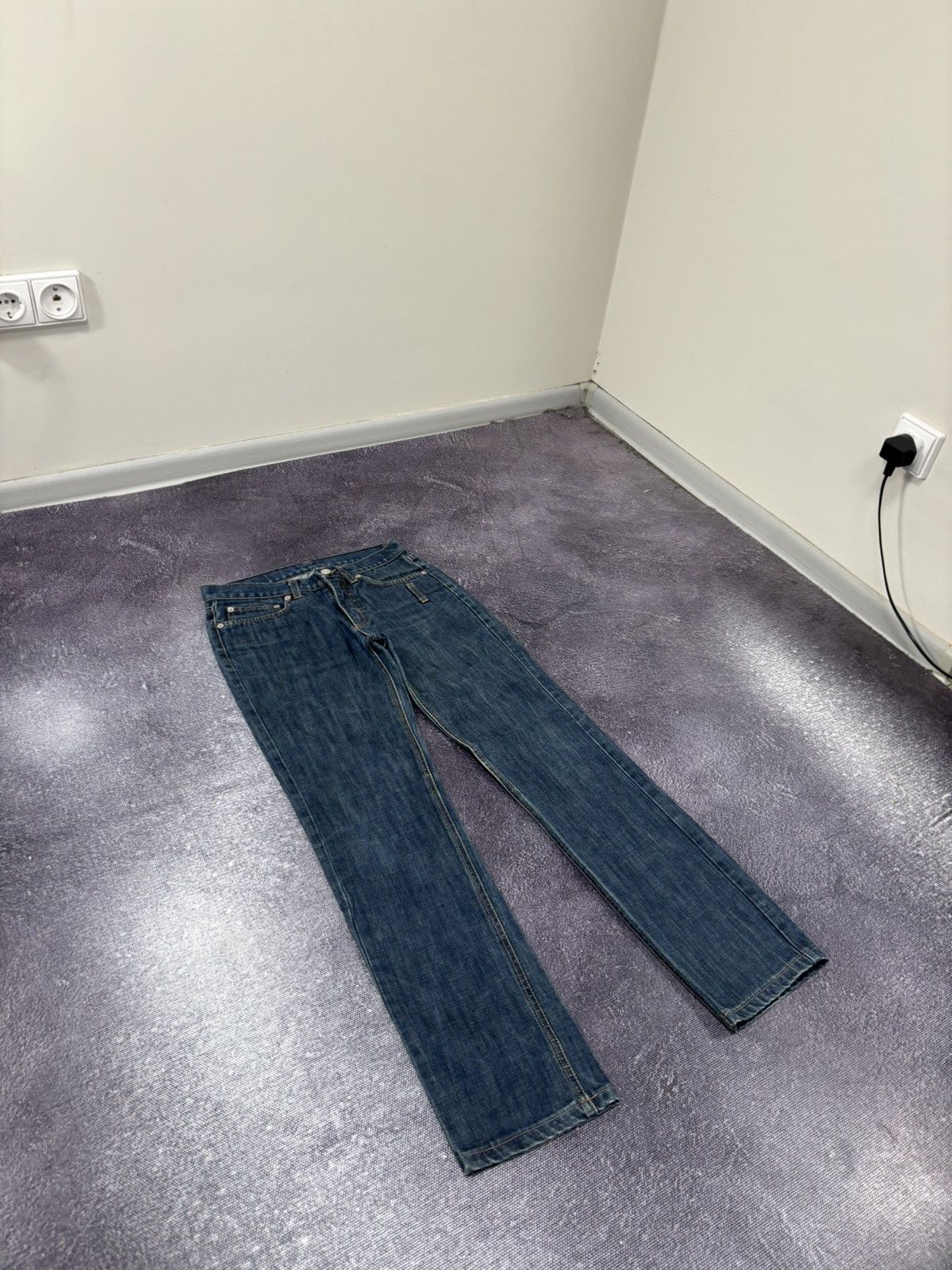 Iceberg Iceberg Vintage Women’s Blue Denim Slim Fit Luxury Jeans Size 26" / US 2 / IT 38 - 9 Thumbnail