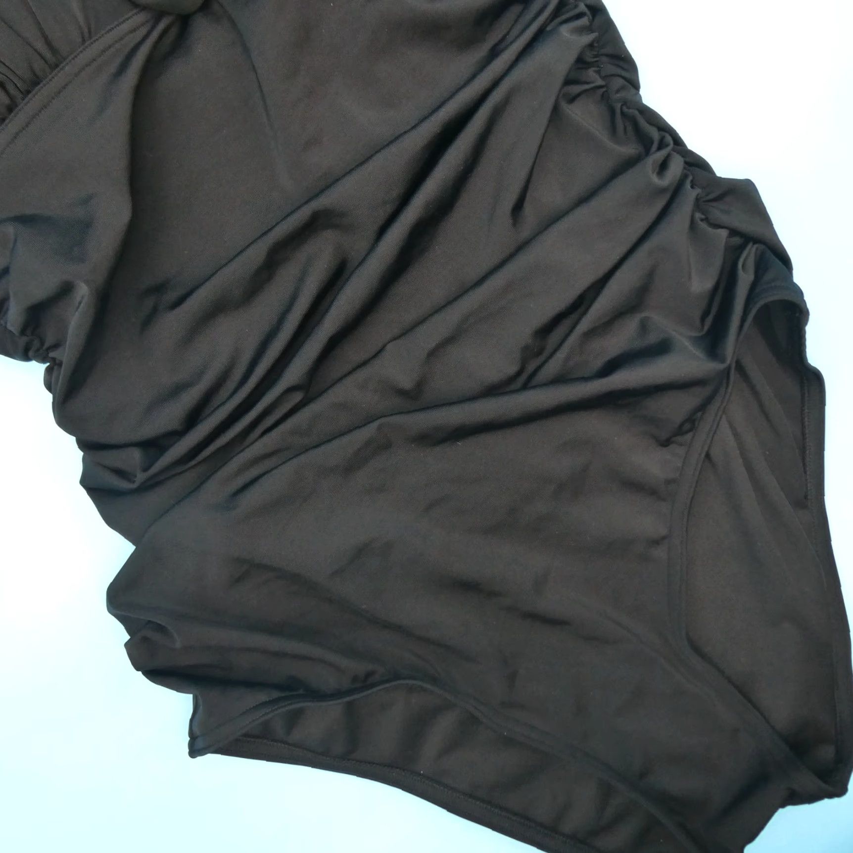 Victoria's Secret Swimsuit One Piece Medium Black Padded Ruffle Halter New Women