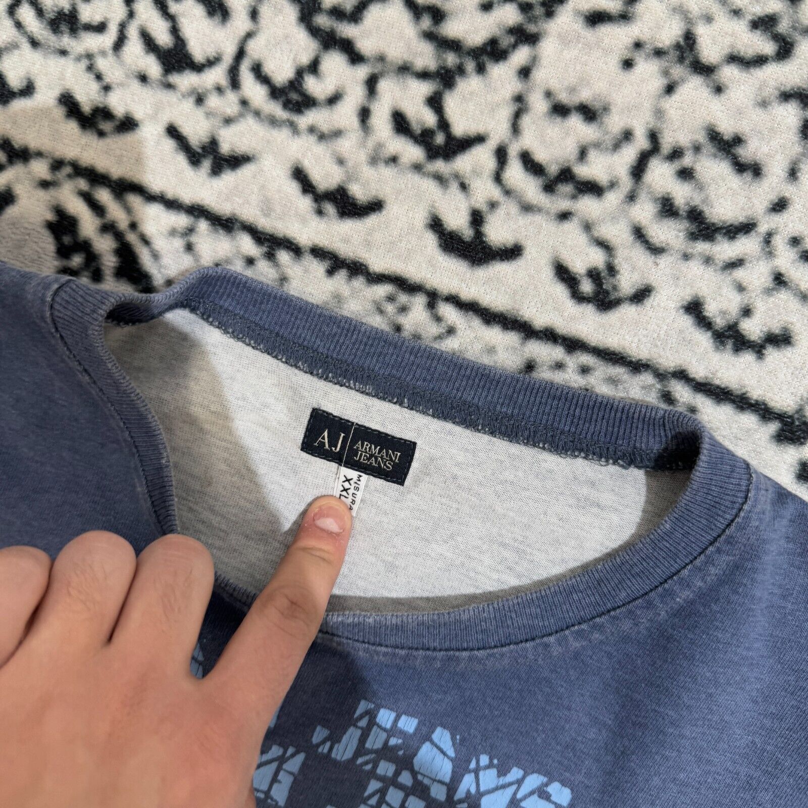 Vintage Vintage Armani Jeans Blue Navy Cotton Longsleeve Size XXL Size US XXL / EU 58 / 5 - 6 Thumbnail